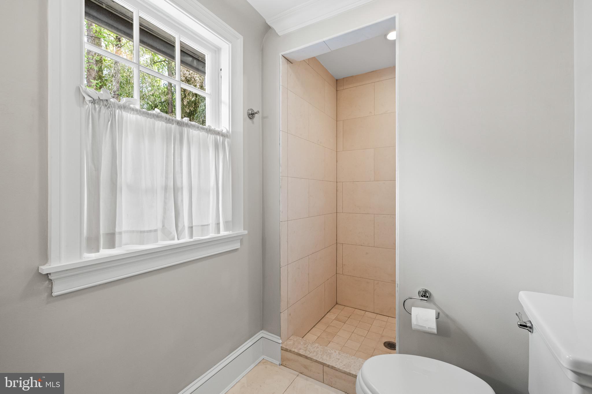 CAVES VALLEY - Residential