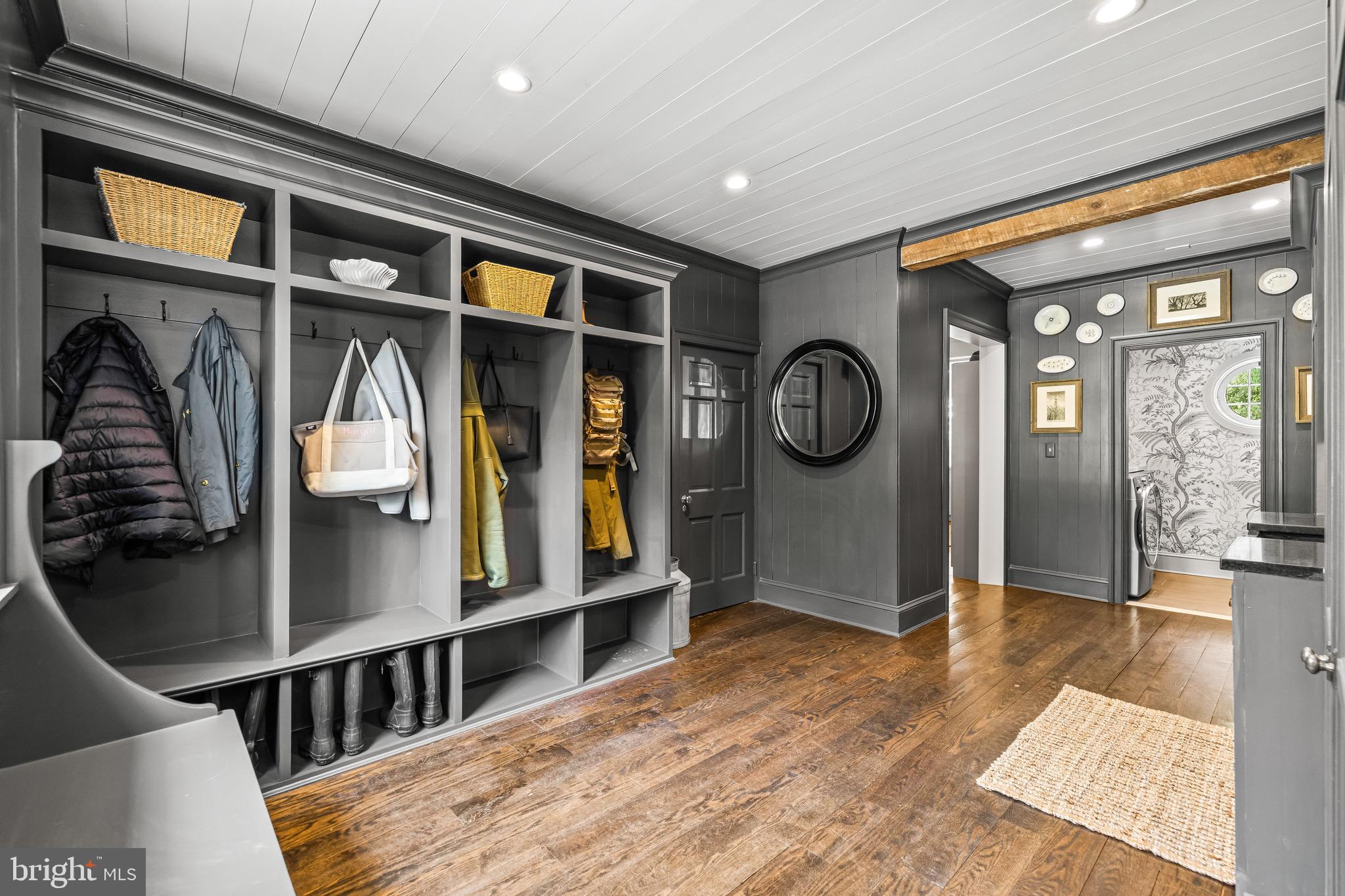 CAVES VALLEY - Residential