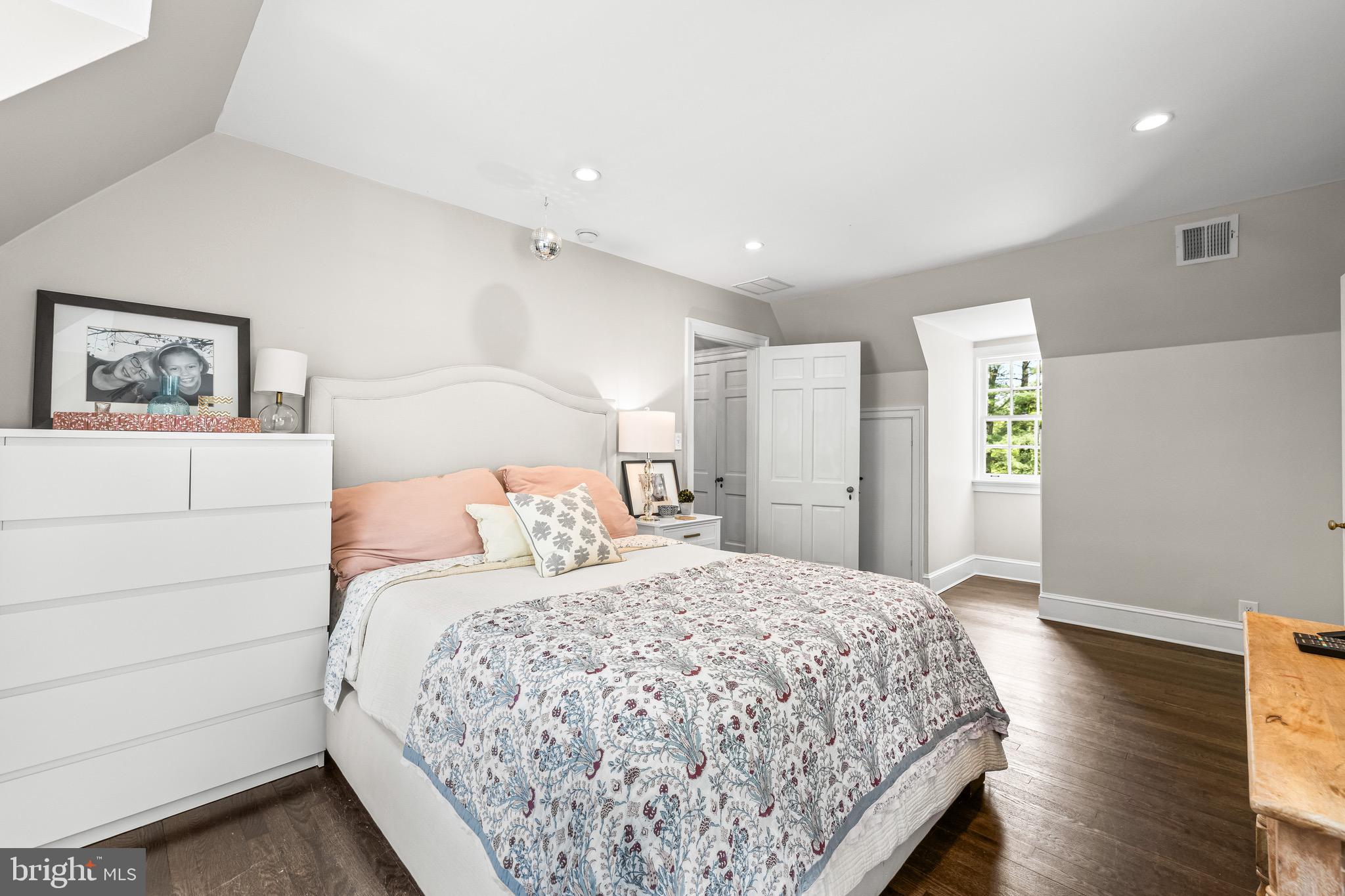 CAVES VALLEY - Residential