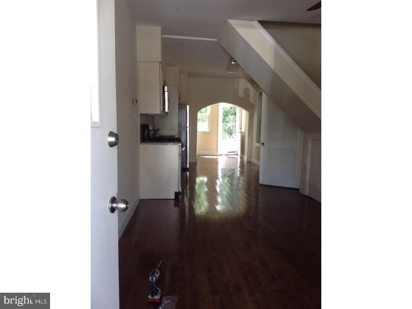 ROXBOROUGH - Residential Lease