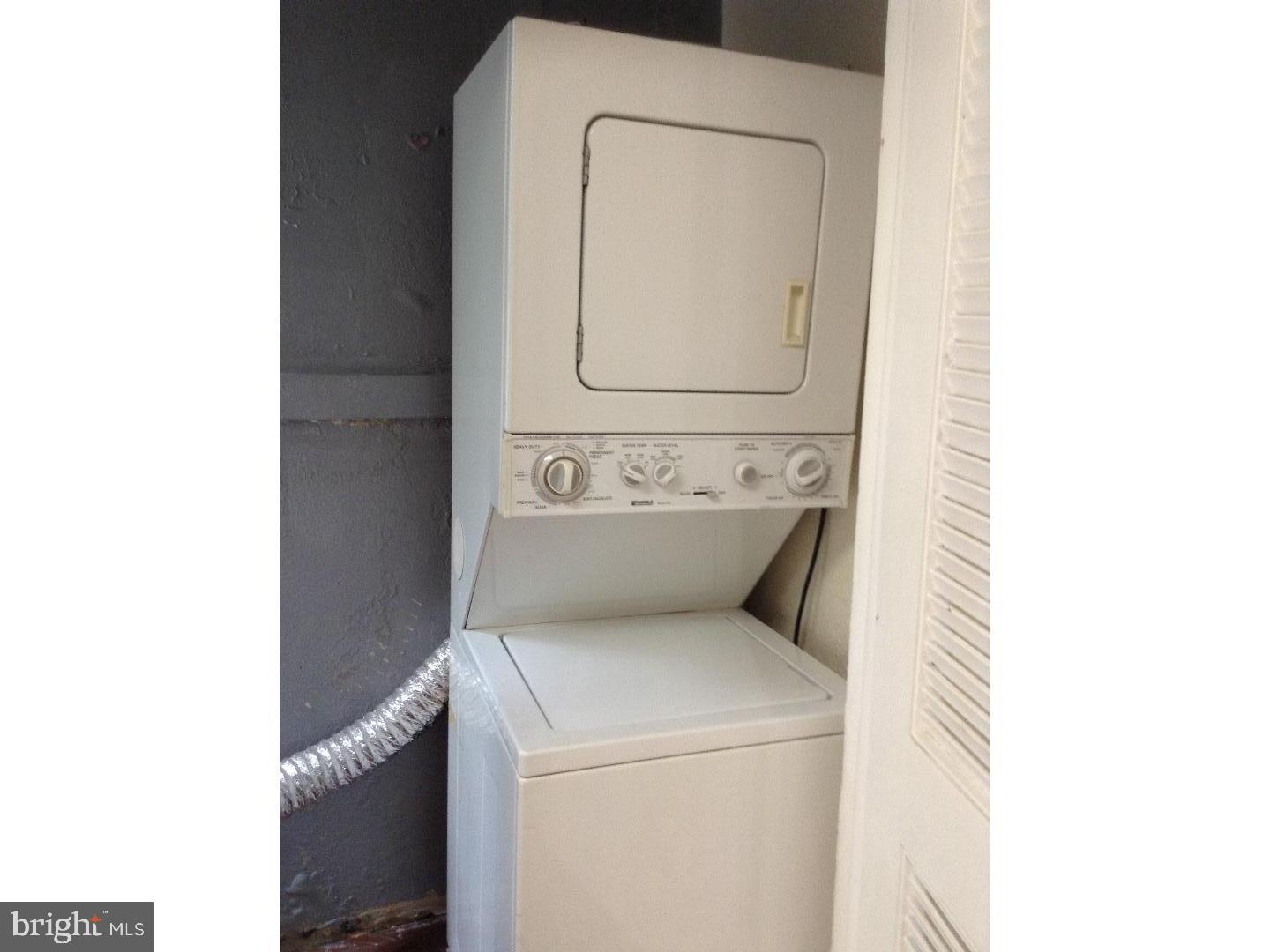 ROXBOROUGH - Residential Lease