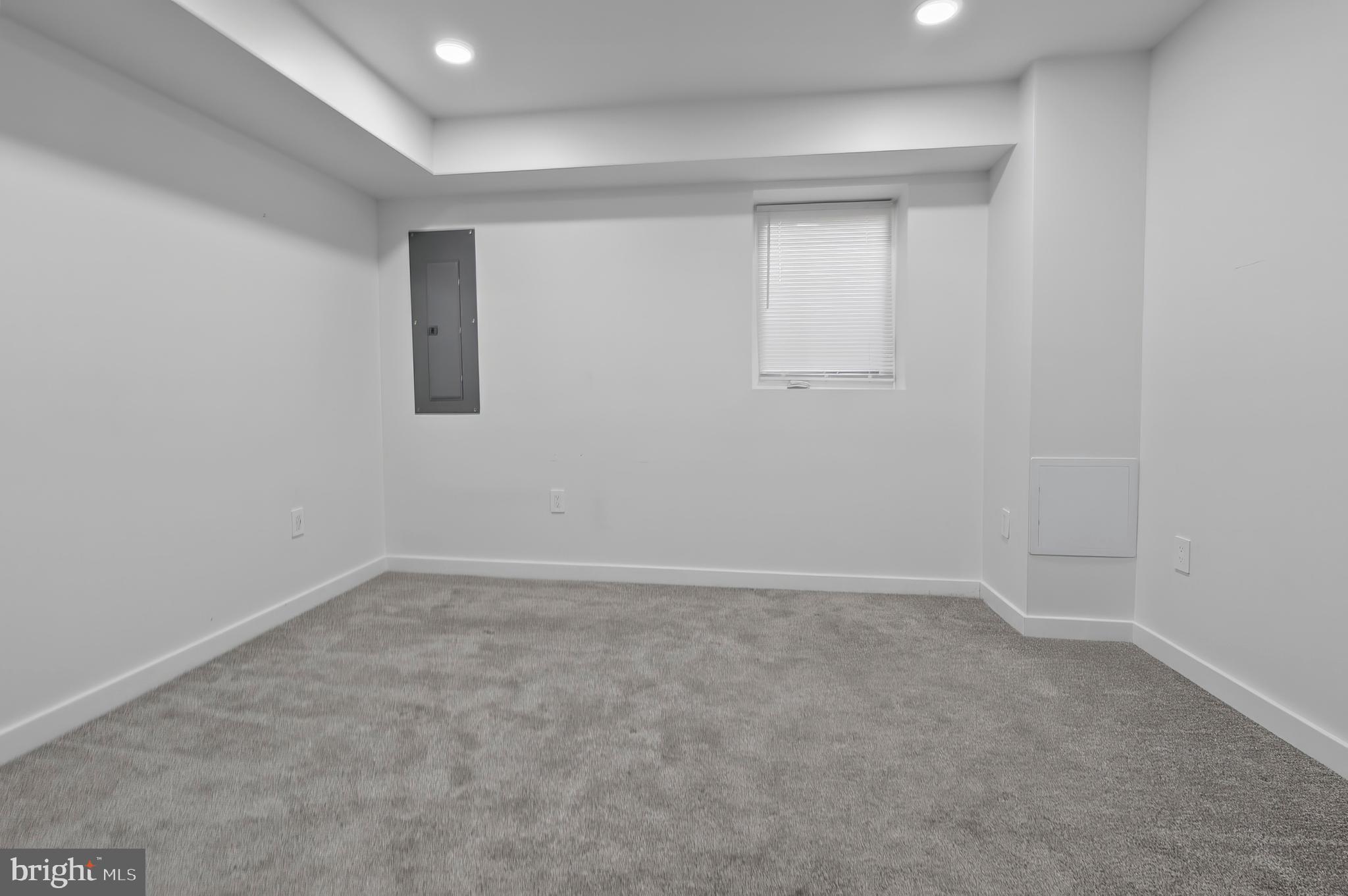 PATTERSON PARK - Residential Lease