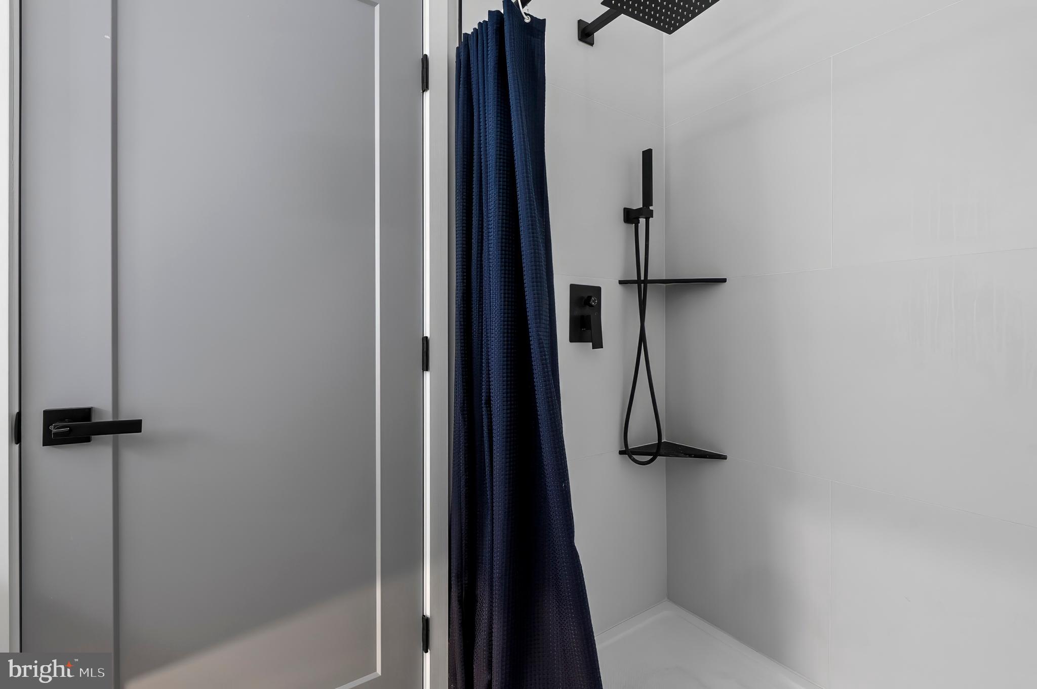 PATTERSON PARK - Residential Lease