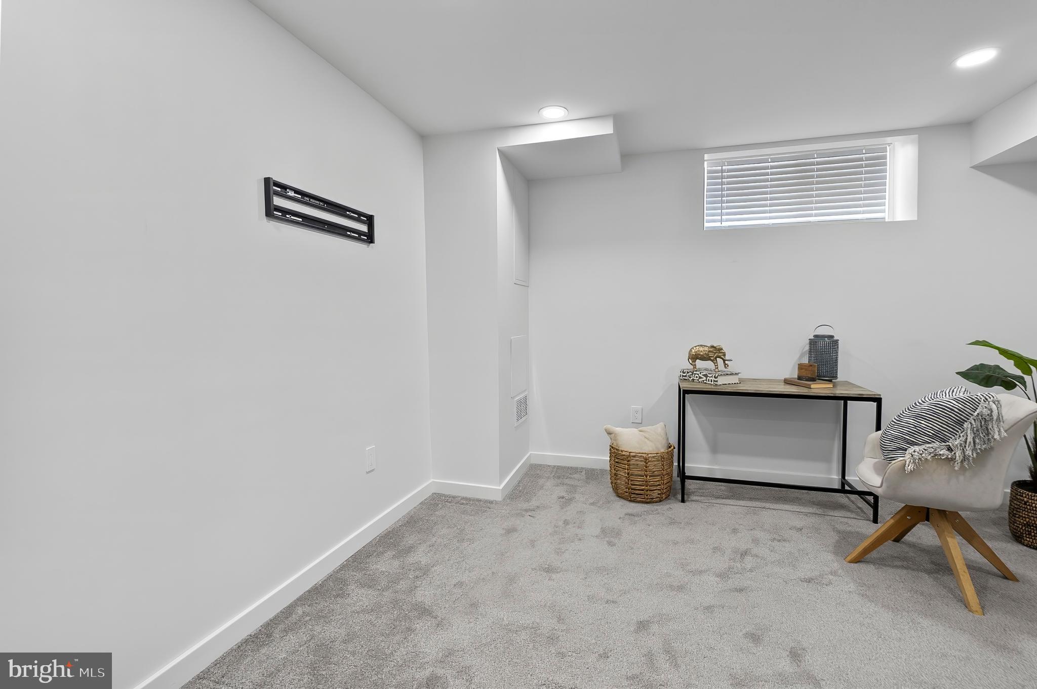 PATTERSON PARK - Residential Lease