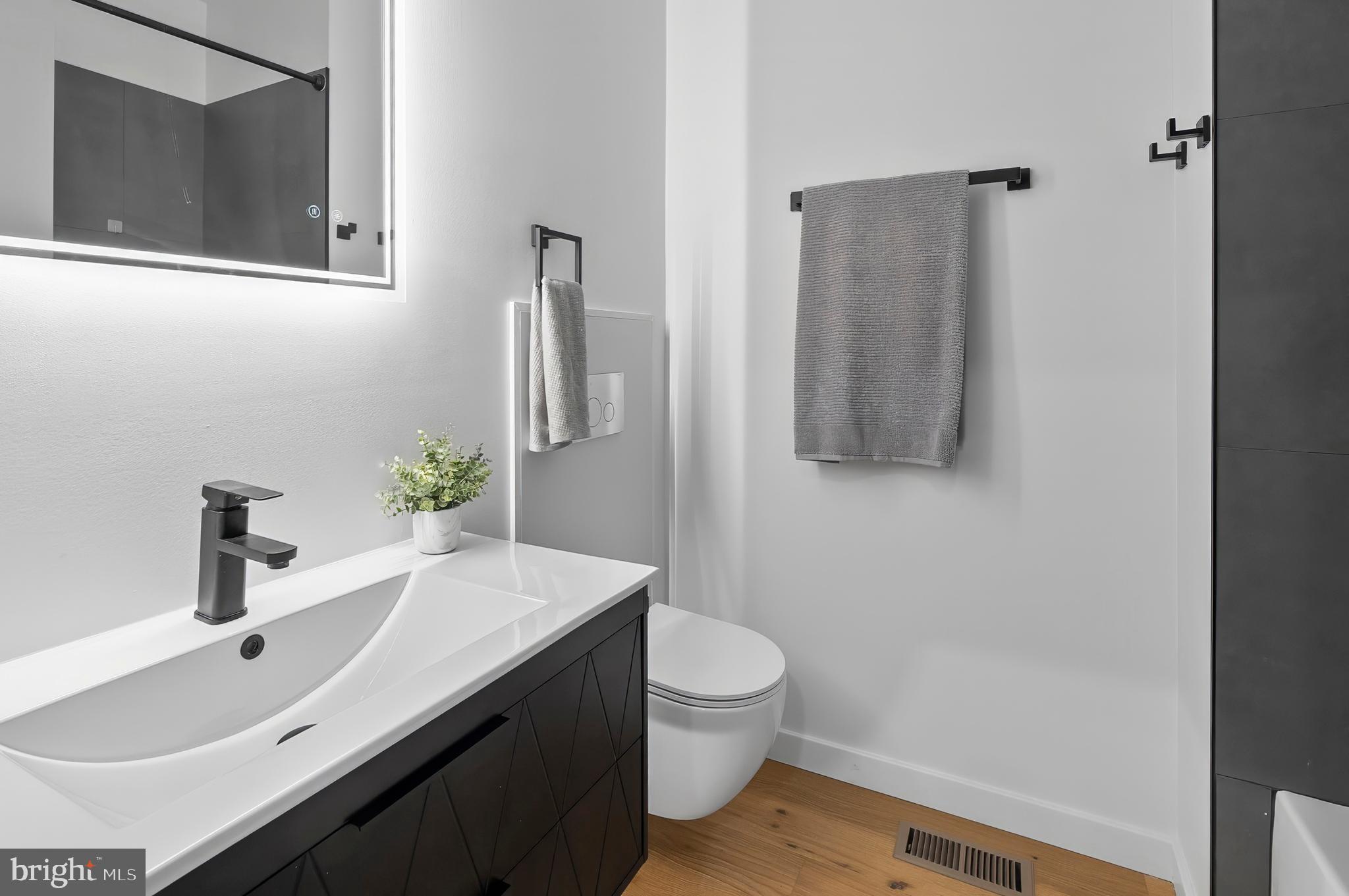 PATTERSON PARK - Residential Lease