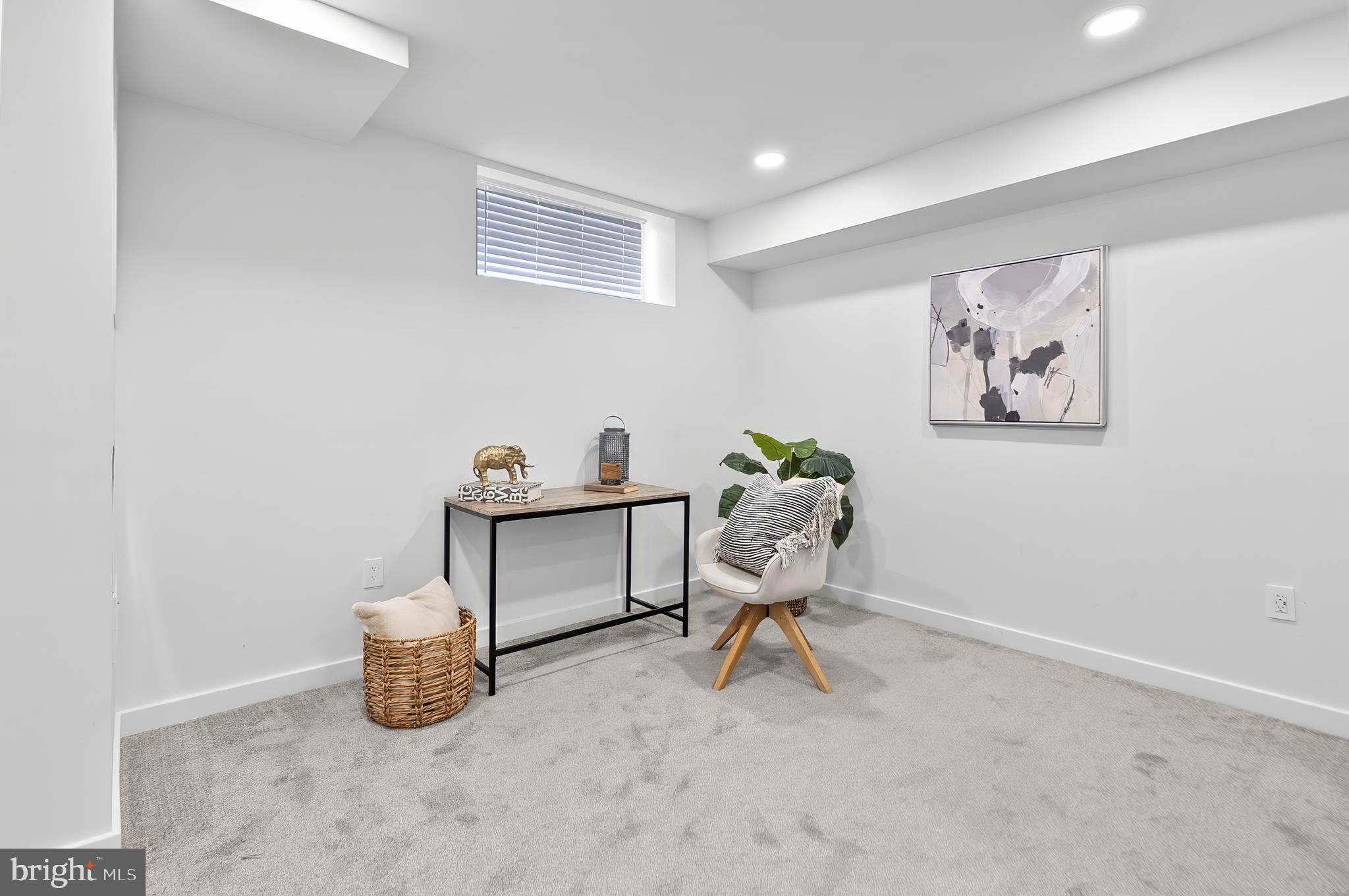 PATTERSON PARK - Residential Lease