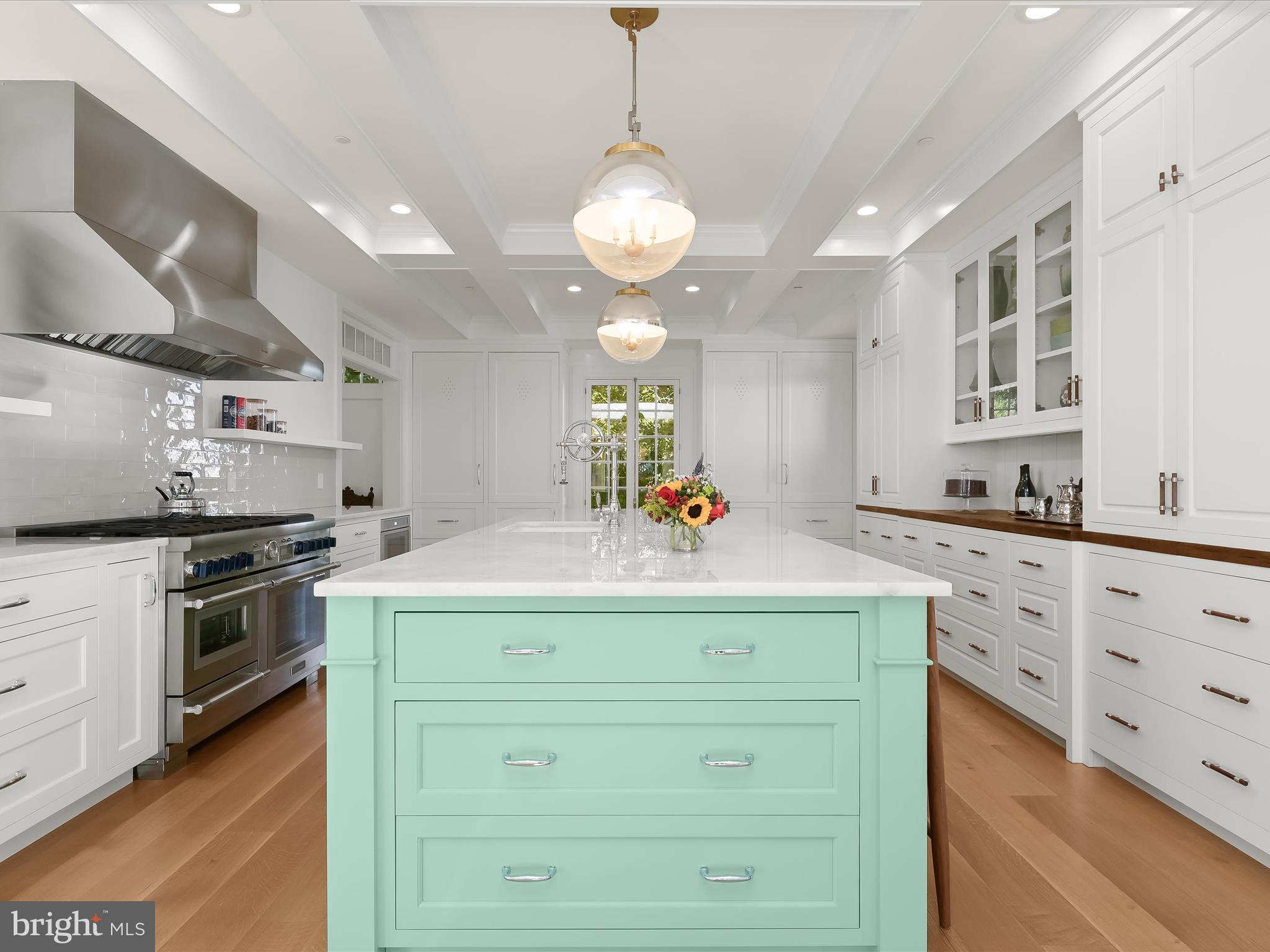 GIBSON ISLAND - Residential