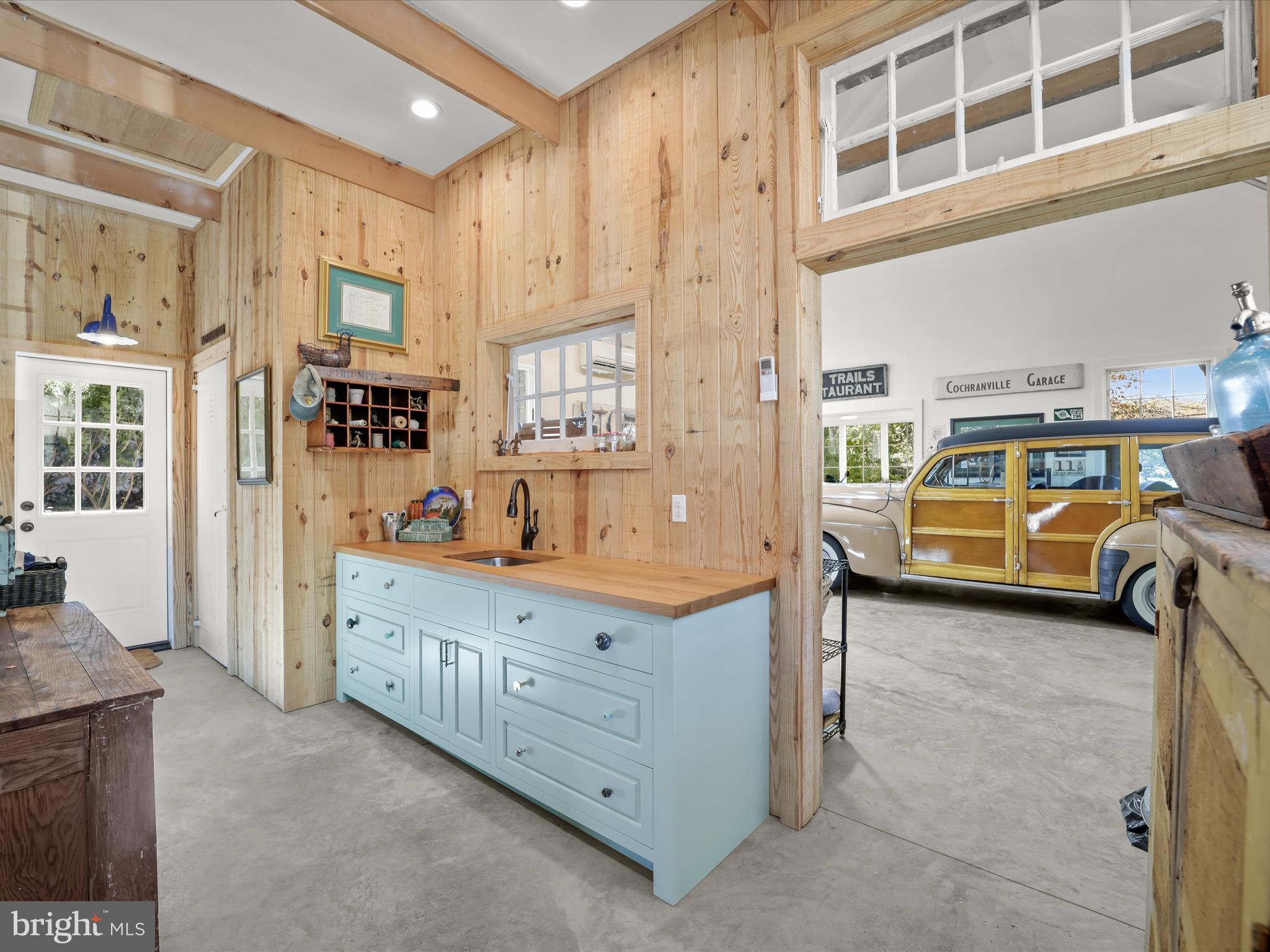 GIBSON ISLAND - Residential