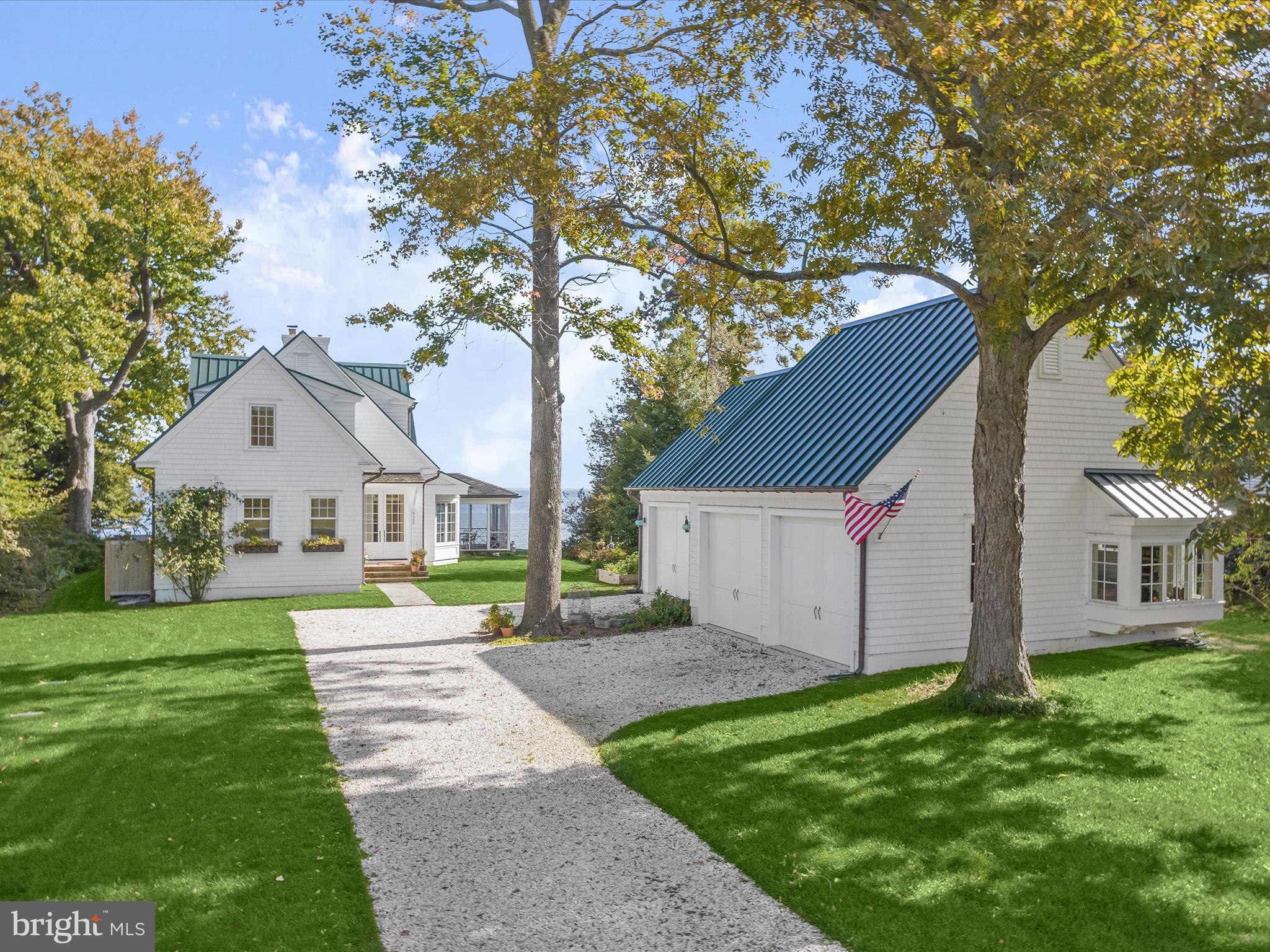 GIBSON ISLAND - Residential