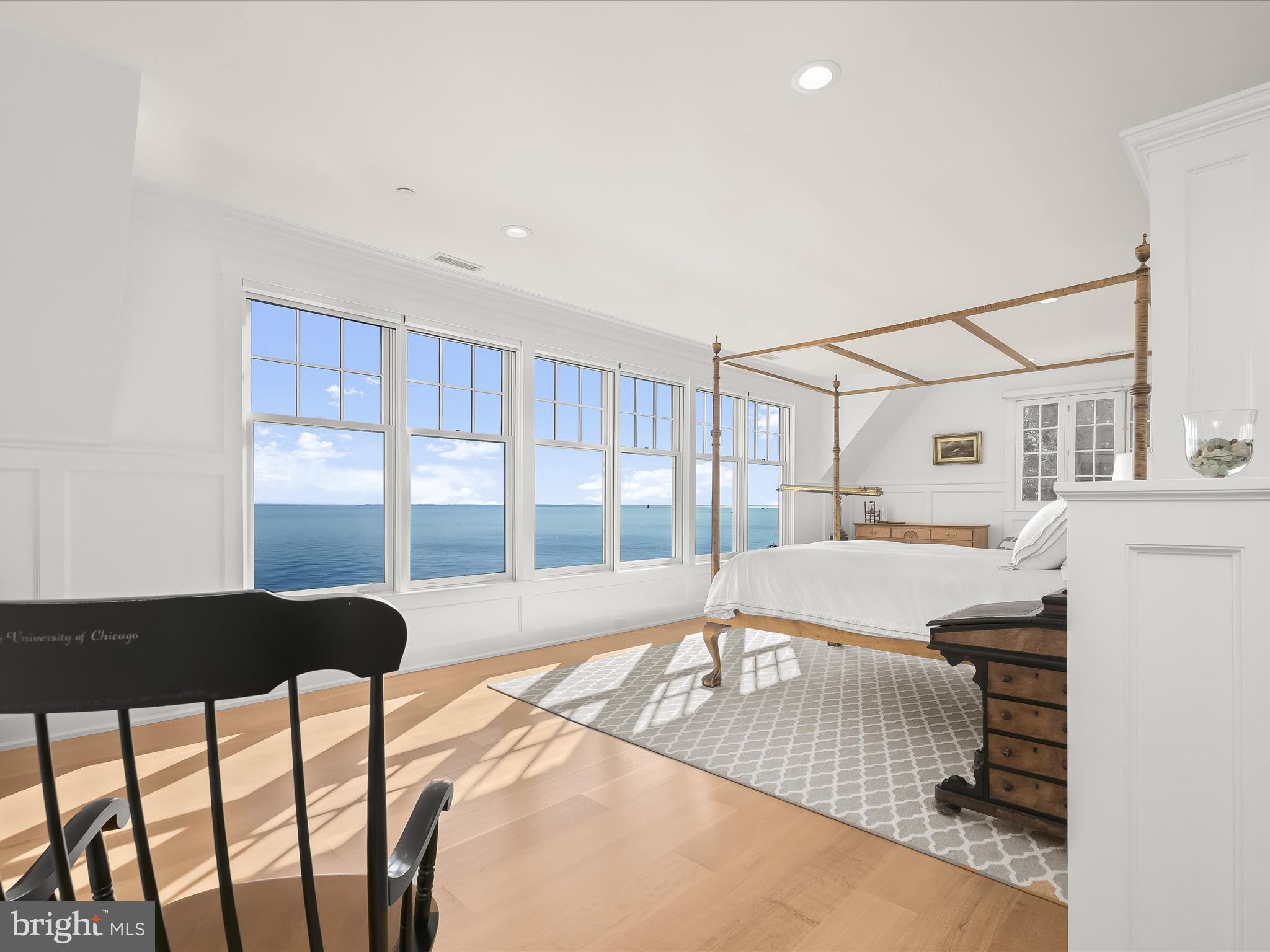 GIBSON ISLAND - Residential