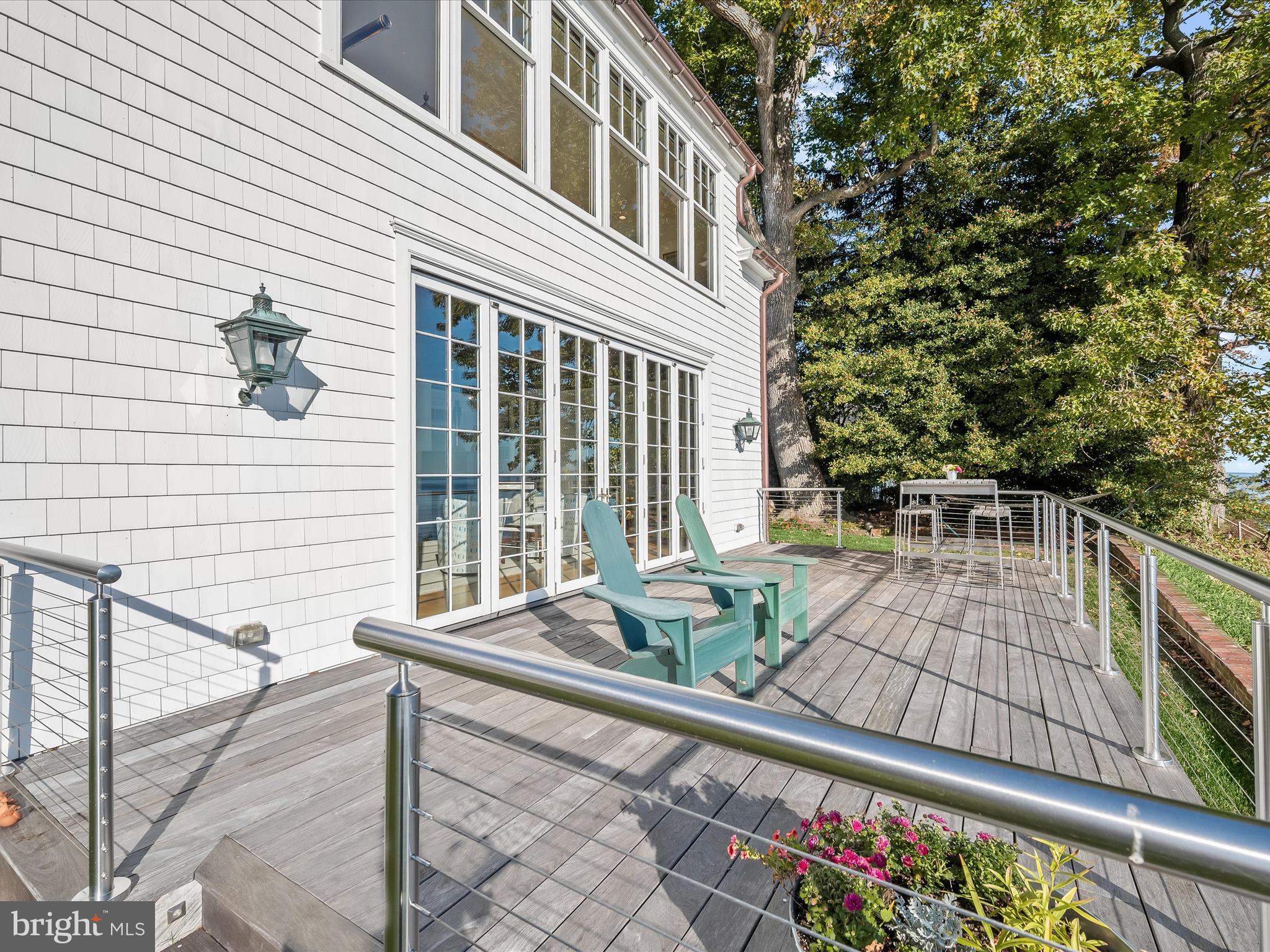 GIBSON ISLAND - Residential