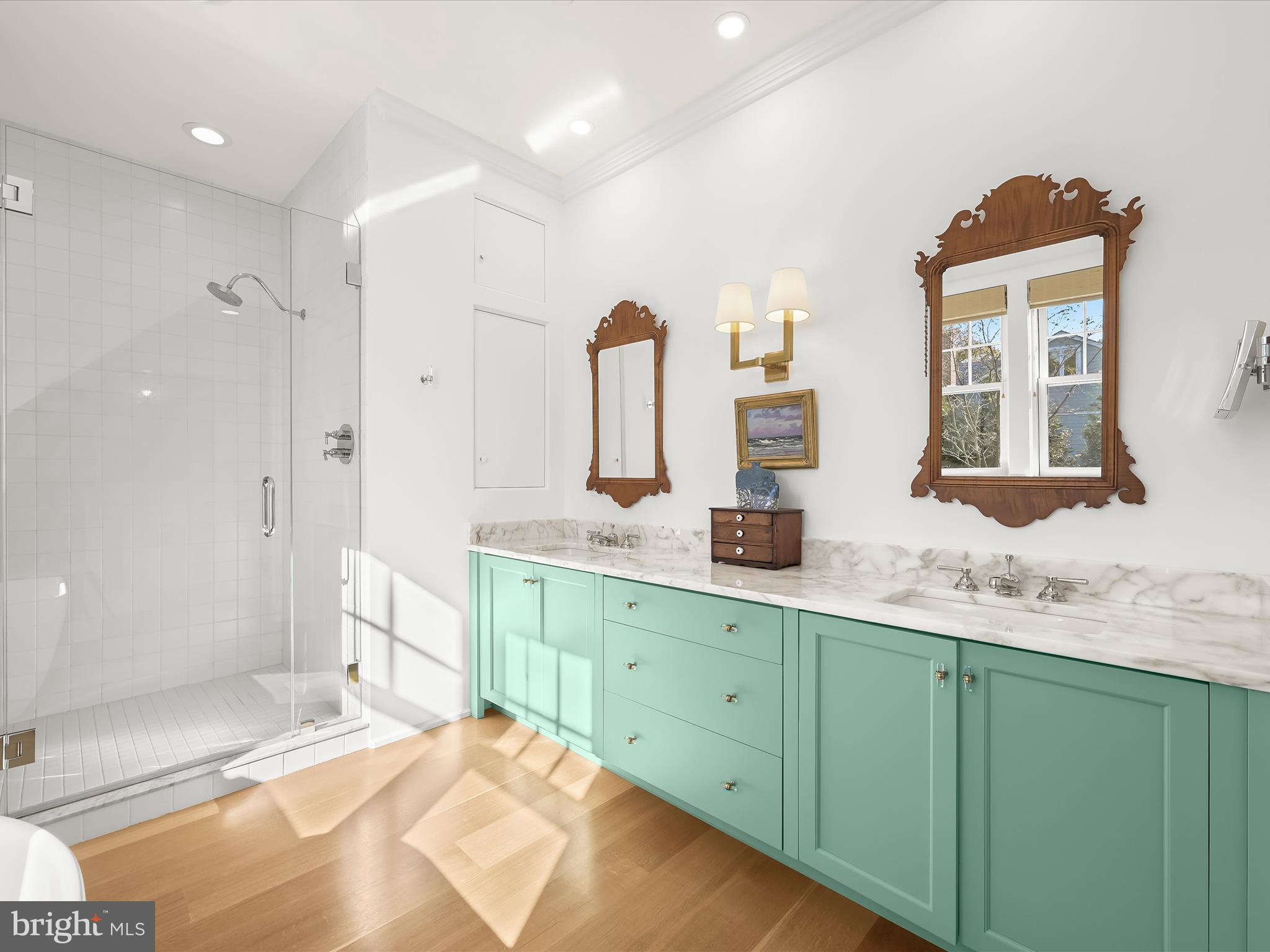 GIBSON ISLAND - Residential