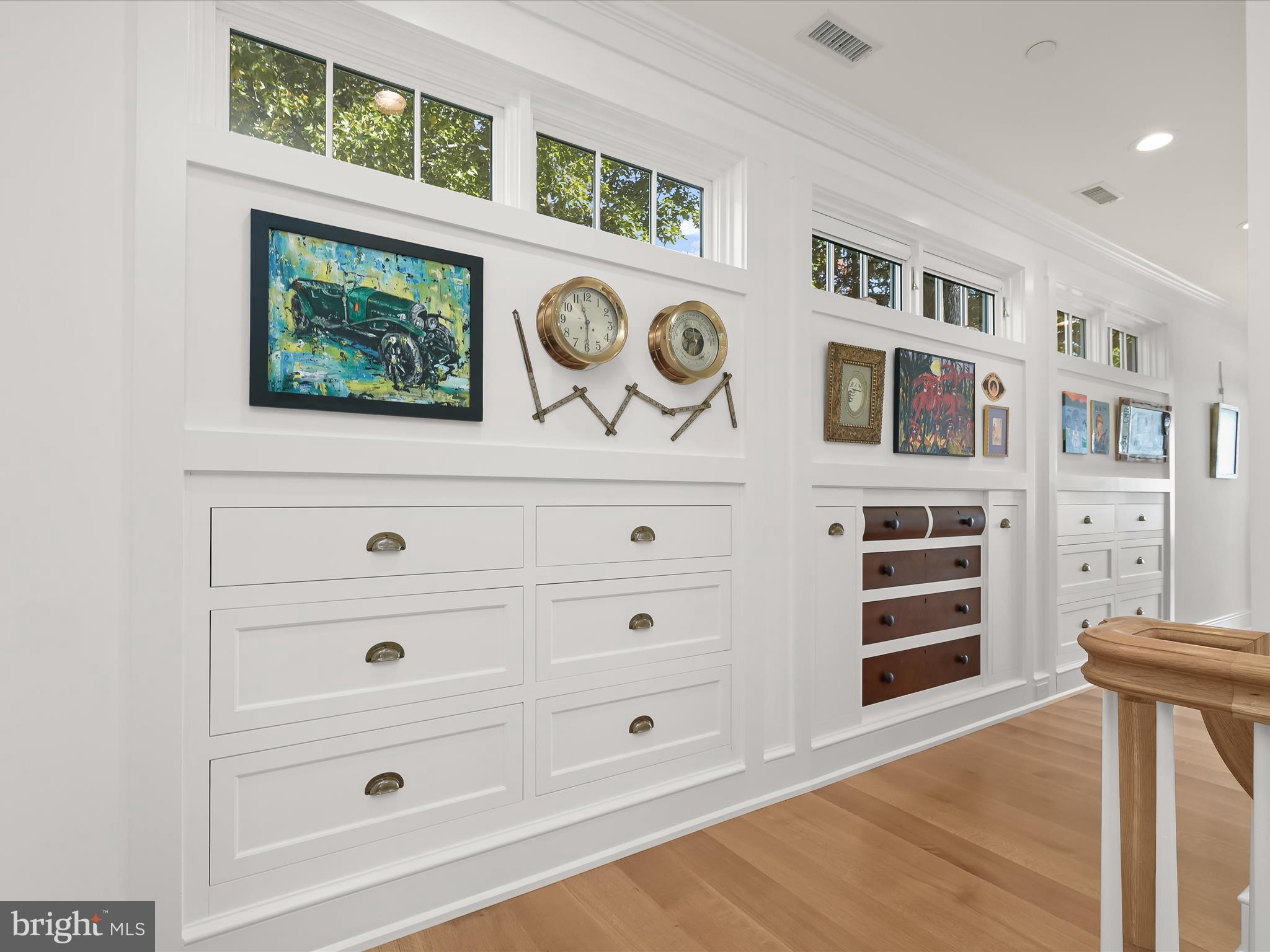 GIBSON ISLAND - Residential