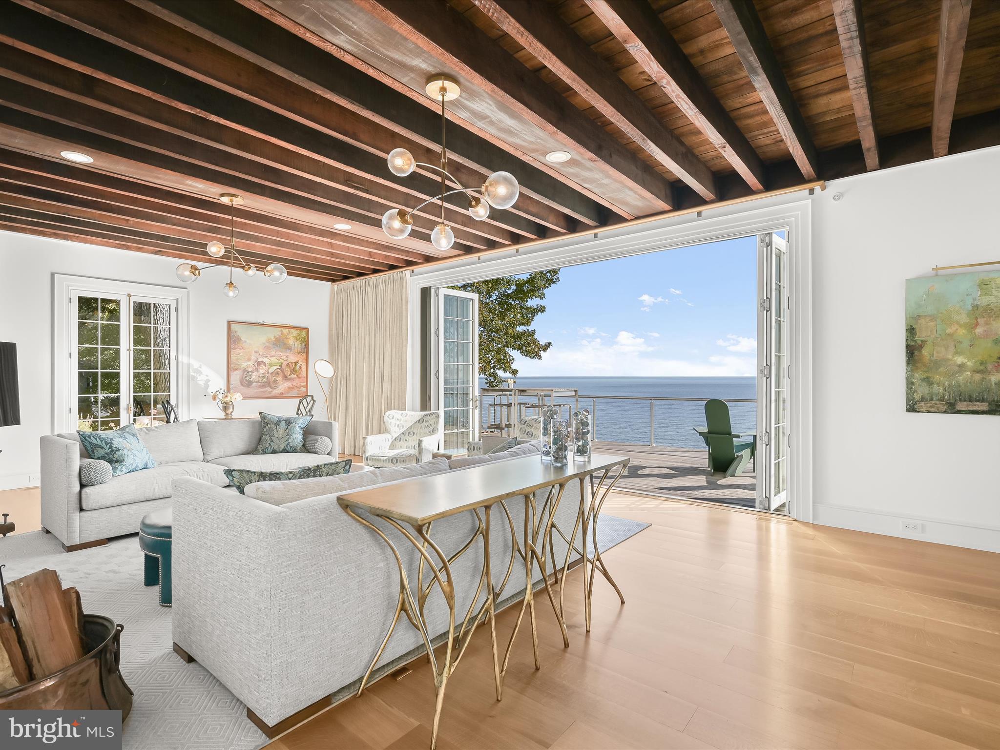 GIBSON ISLAND - Residential