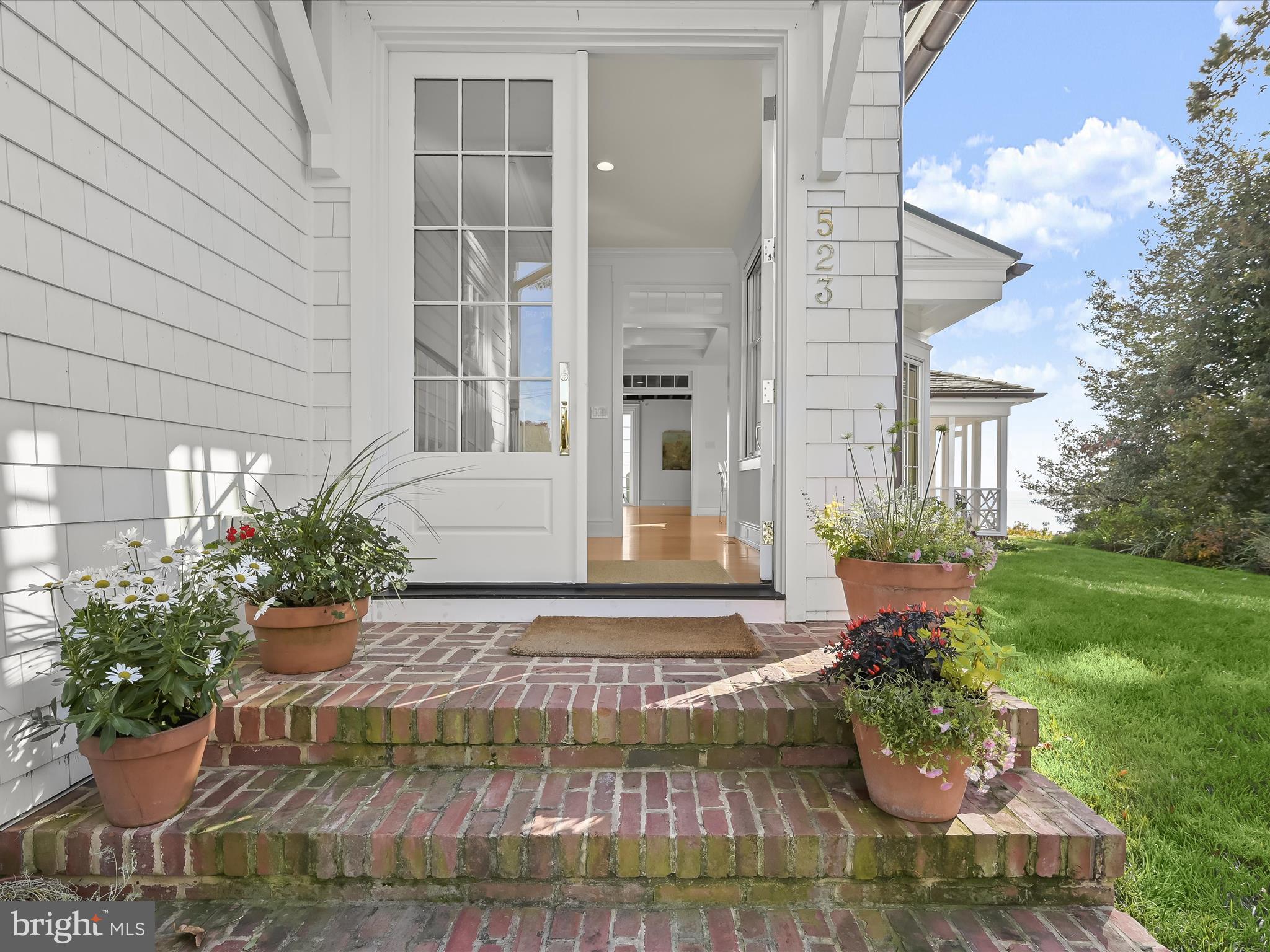 GIBSON ISLAND - Residential