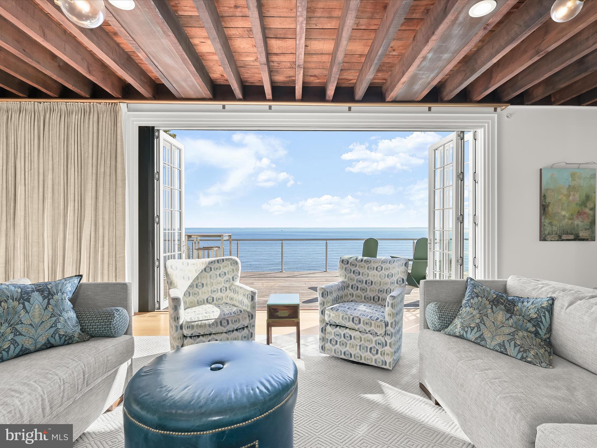 GIBSON ISLAND - Residential