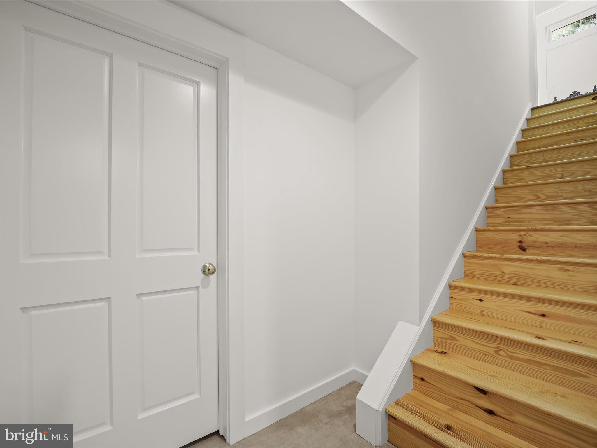 GIBSON ISLAND - Residential