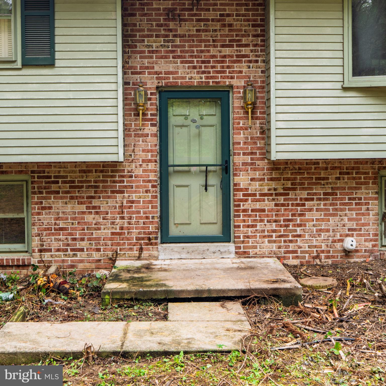 3530 HORIZON DRIVE