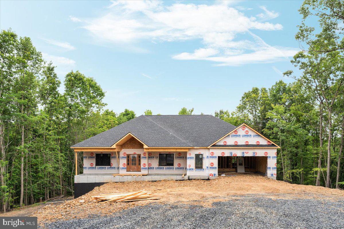405 TEARDROP TRAIL