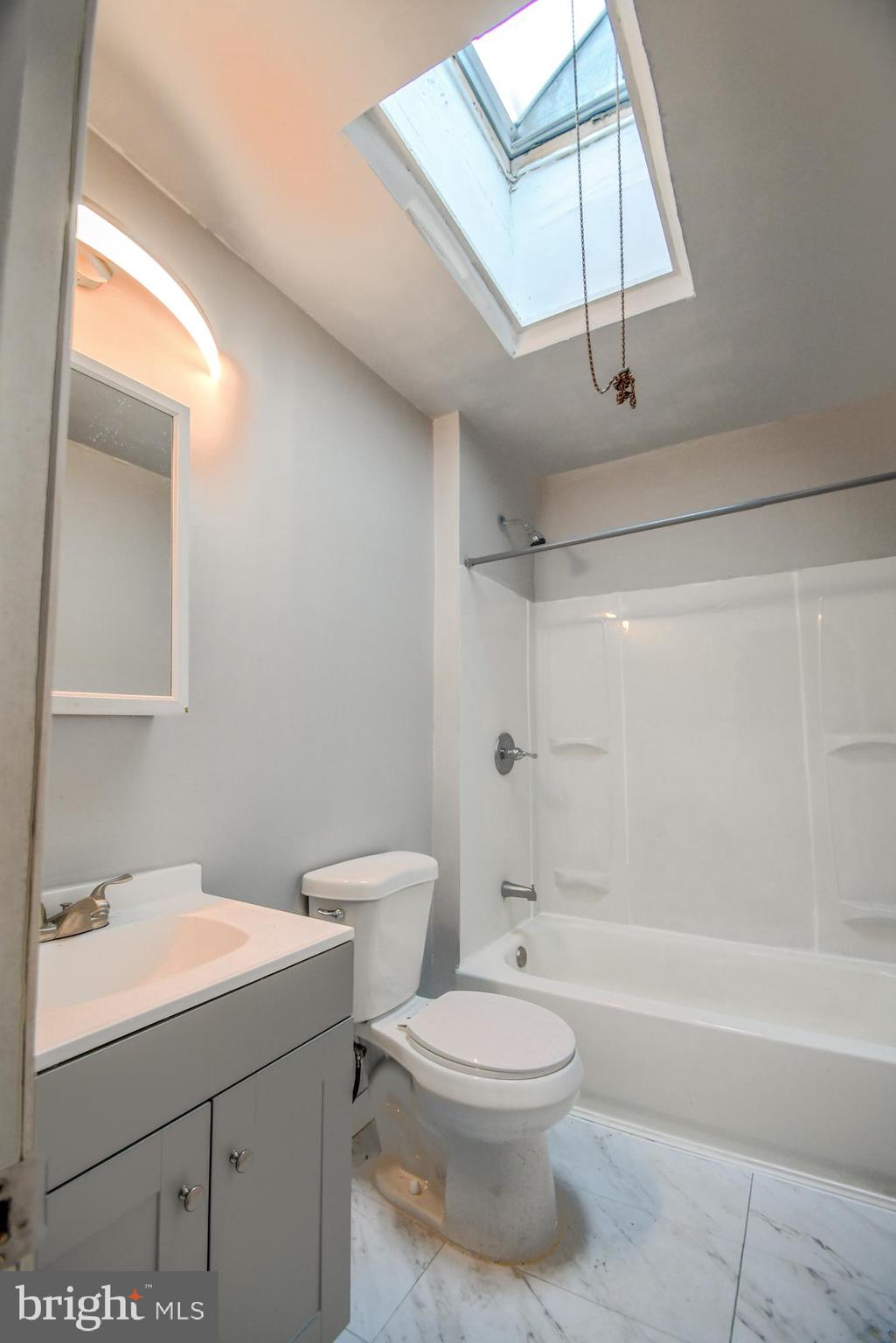 GERMANTOWN - Residential Lease