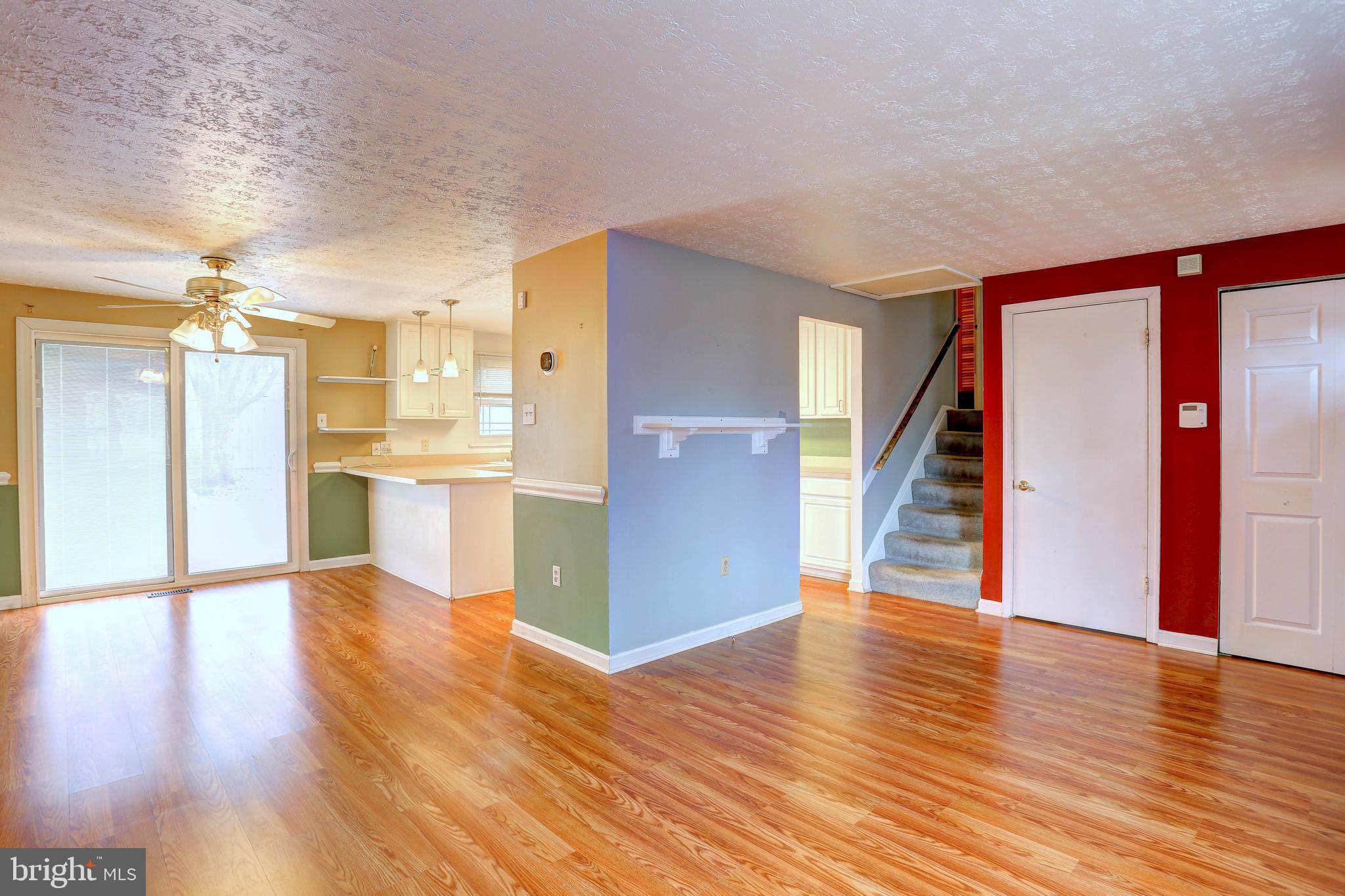 THE PROVINCES - Residential