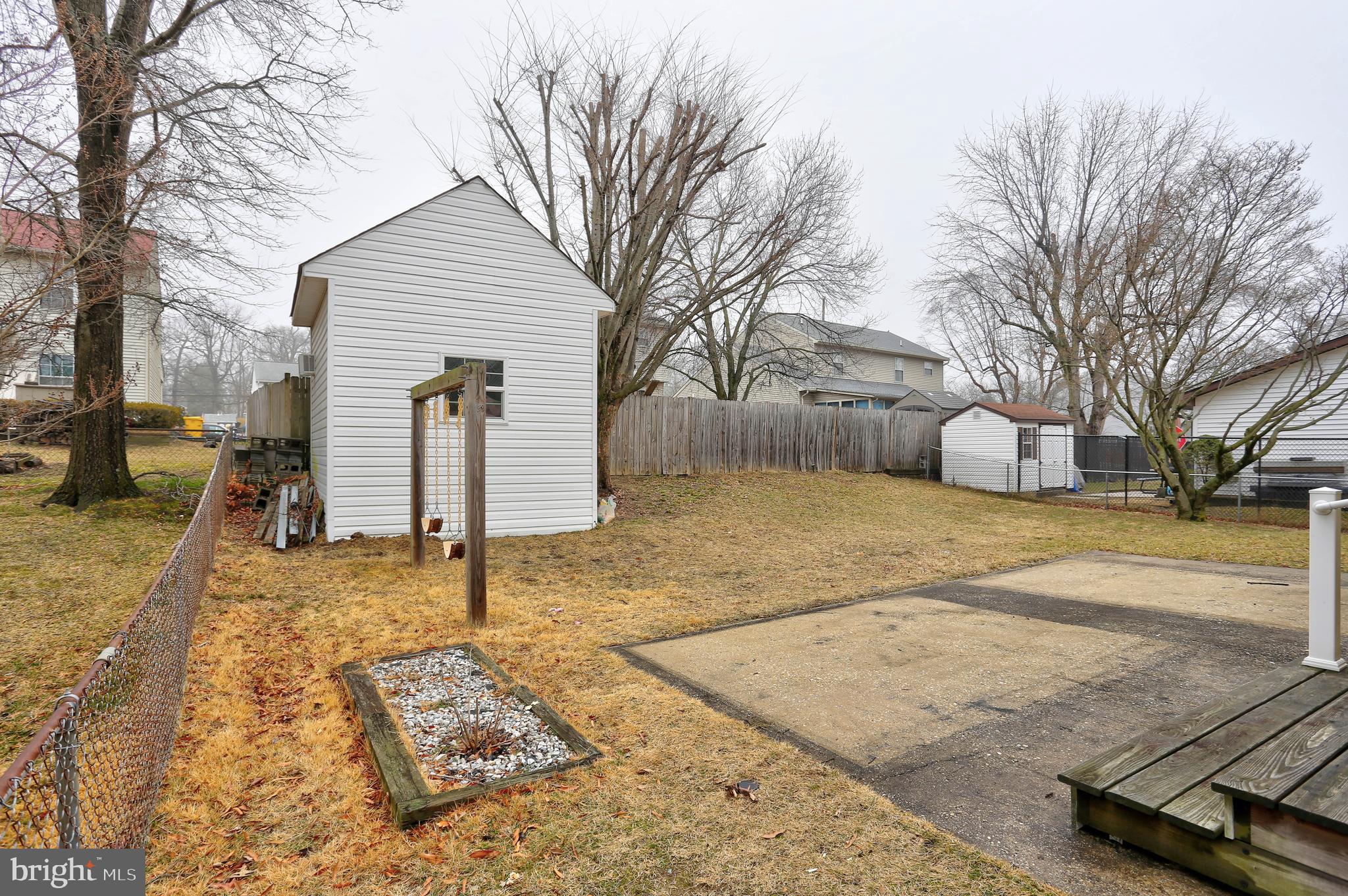 THE PROVINCES - Residential