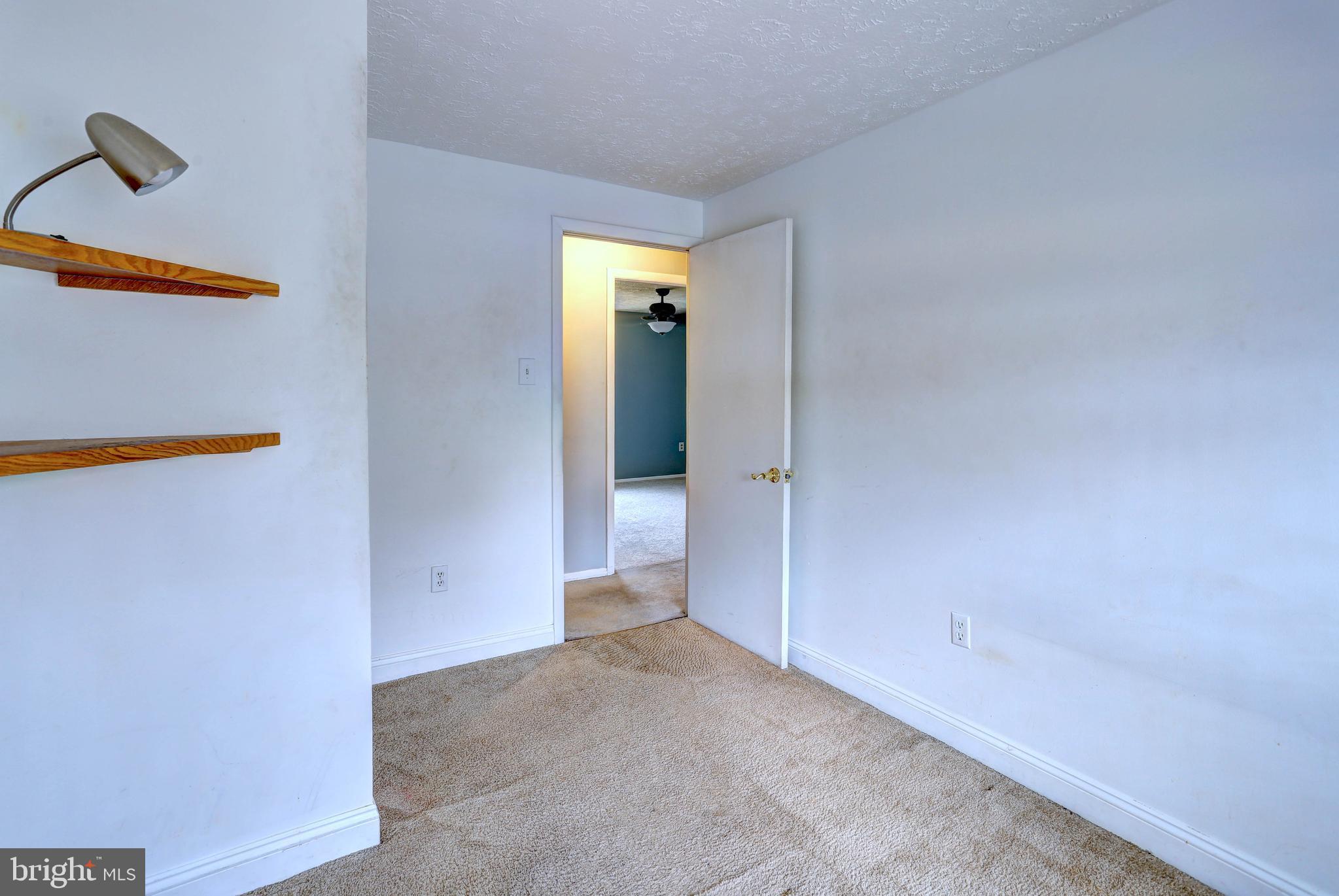 THE PROVINCES - Residential