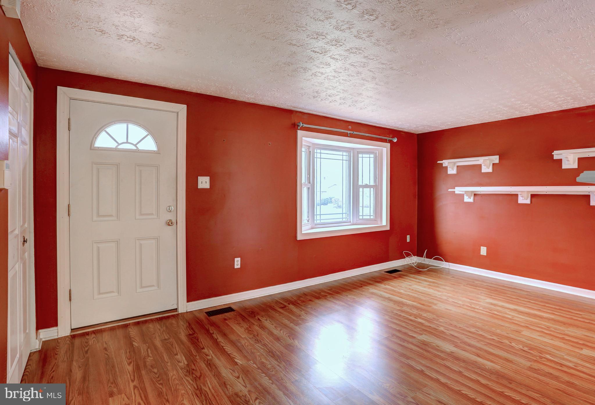 THE PROVINCES - Residential