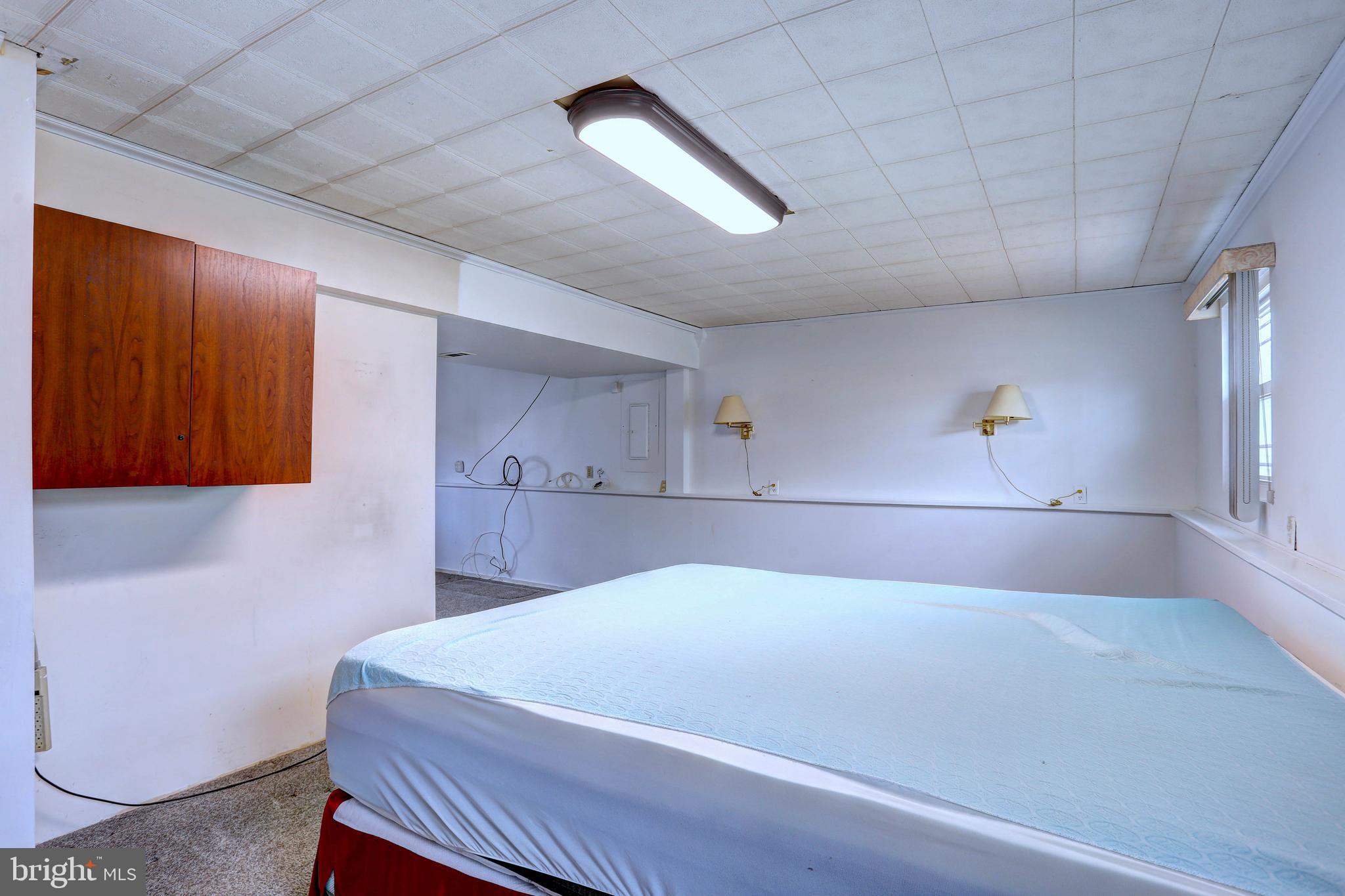 THE PROVINCES - Residential