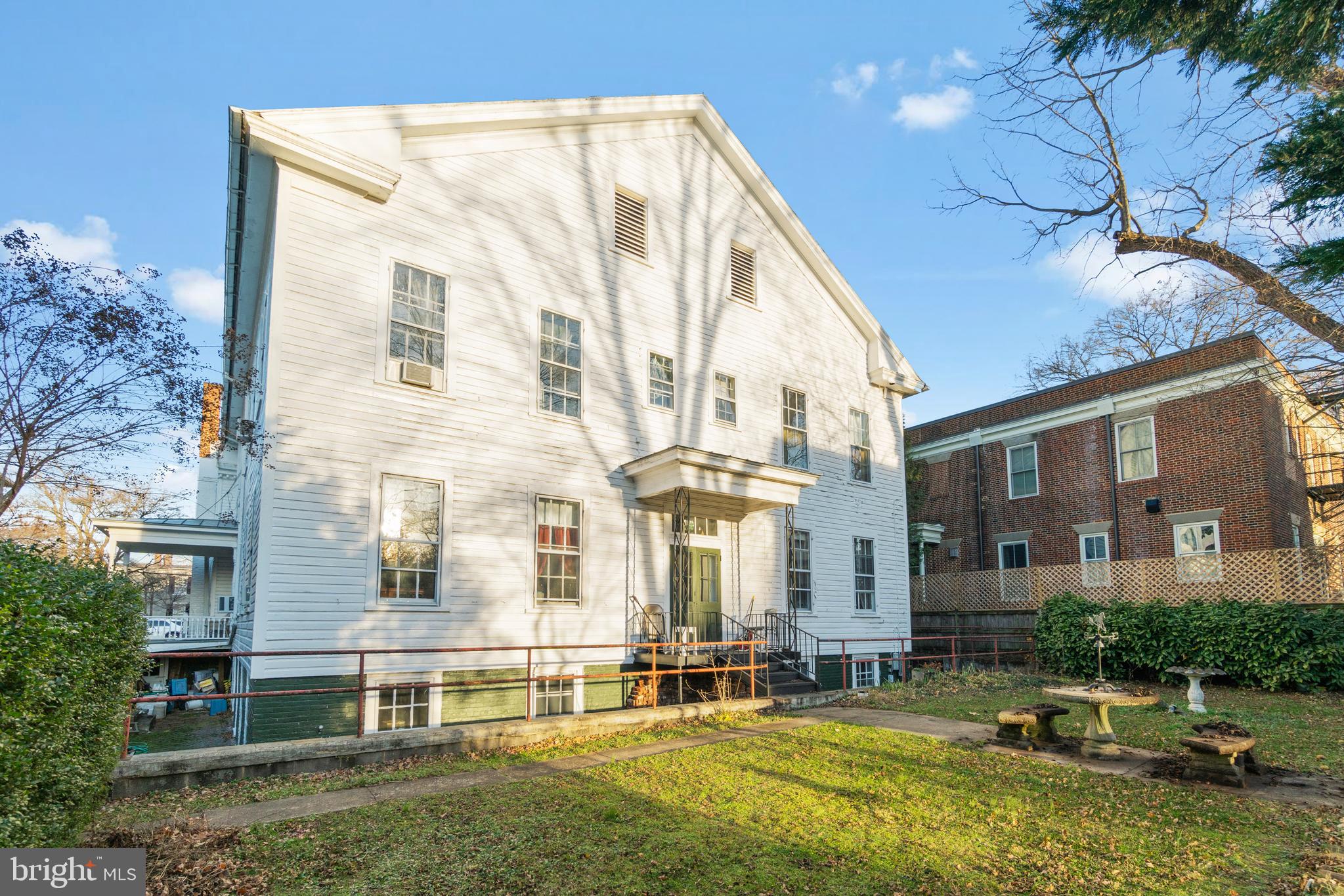DOWNTOWN FREDERICKSBURG - Residential