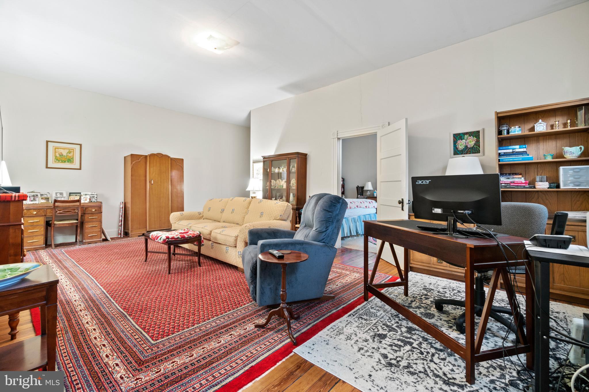 DOWNTOWN FREDERICKSBURG - Residential