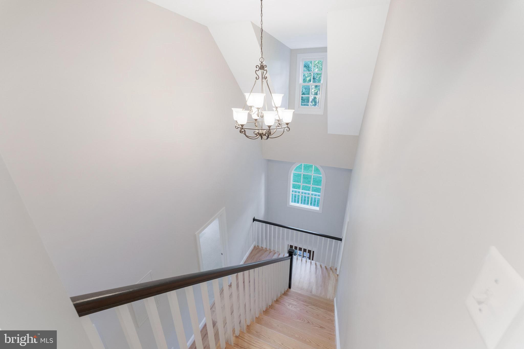 WOODSIDE ESTATES - Residential