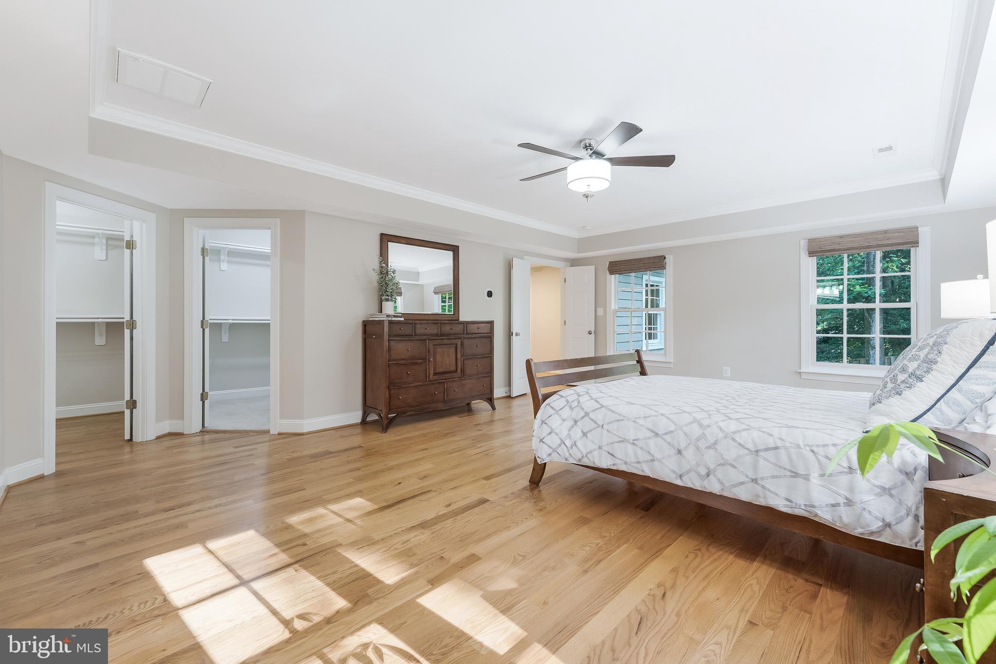 WOODSIDE ESTATES - Residential