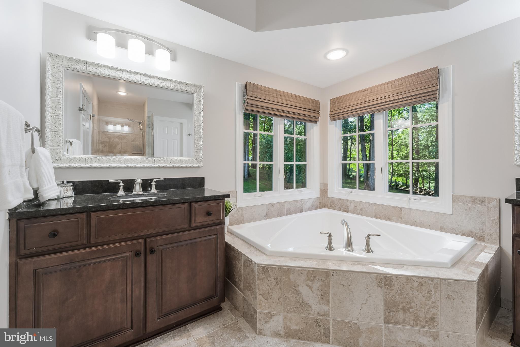 WOODSIDE ESTATES - Residential