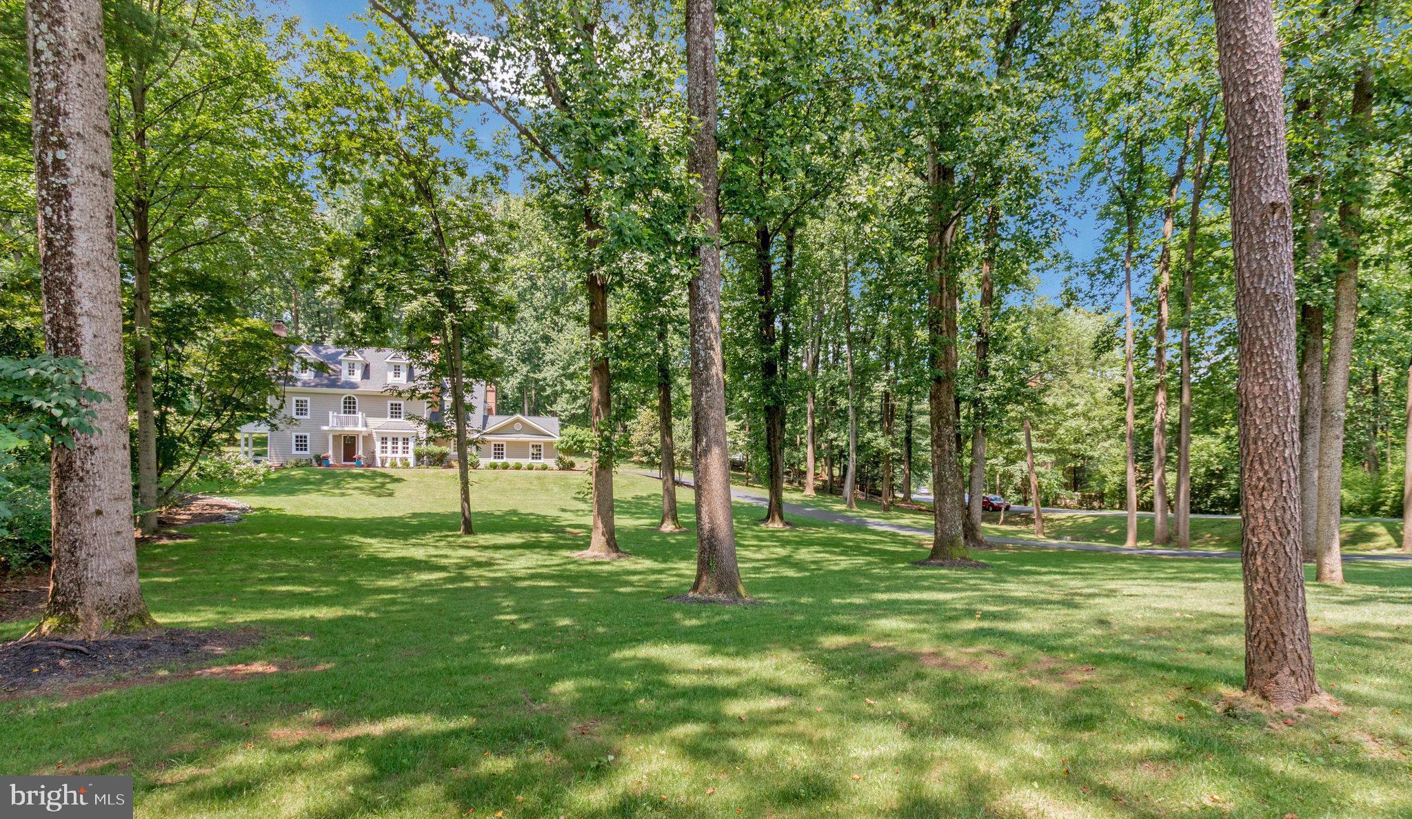 1246 DALEVIEW DRIVE