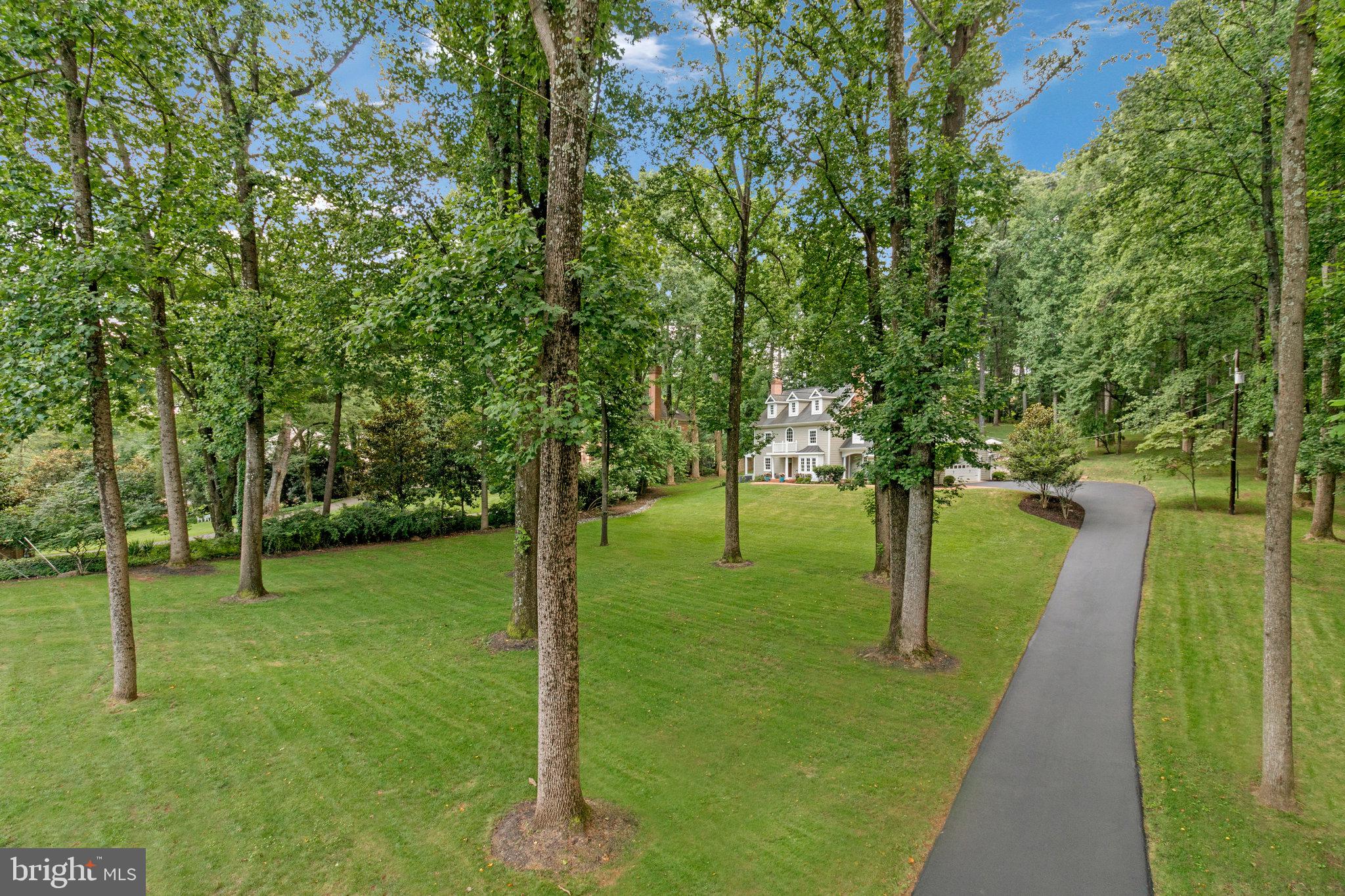 1246 DALEVIEW DRIVE