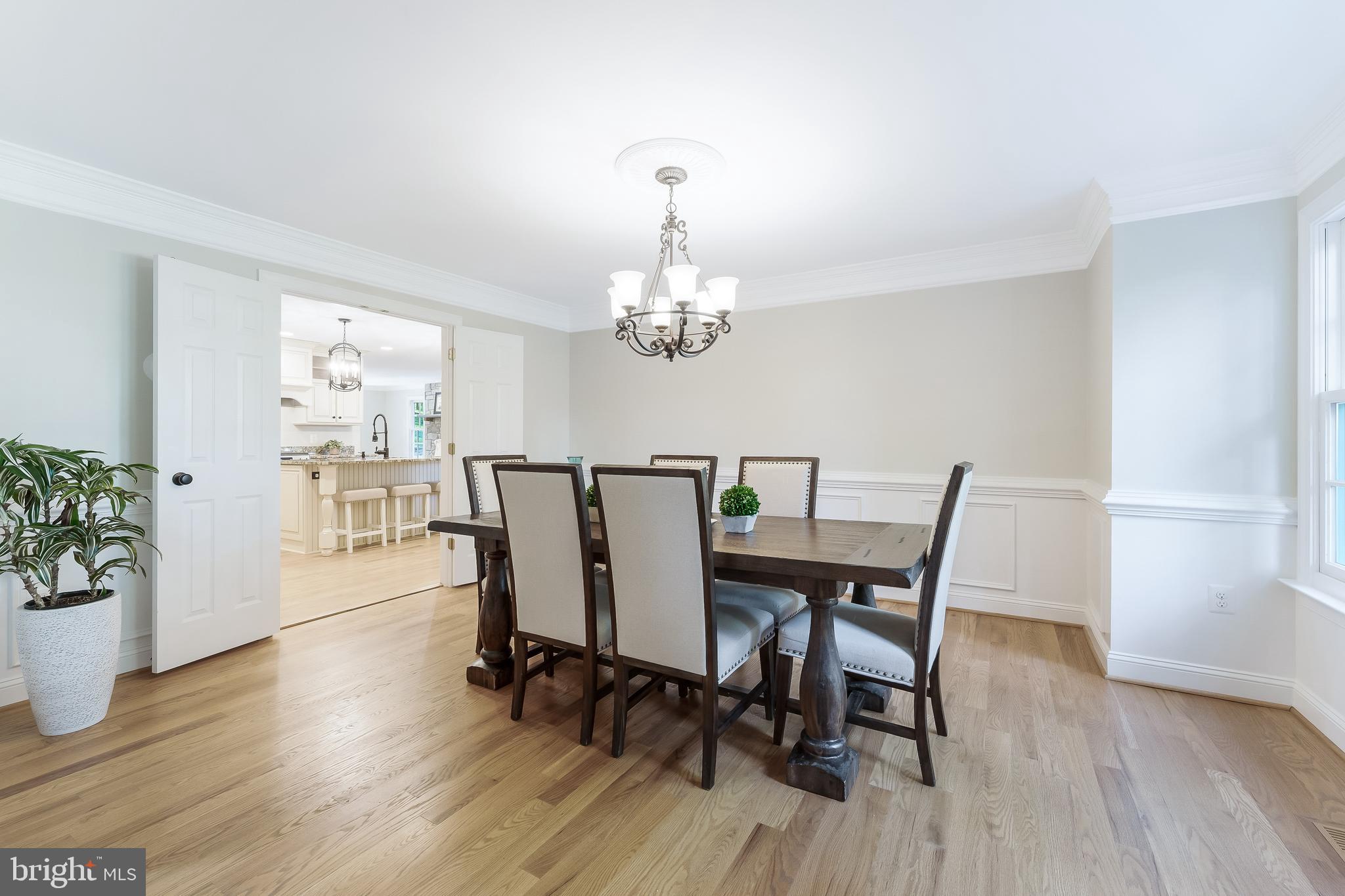 WOODSIDE ESTATES - Residential