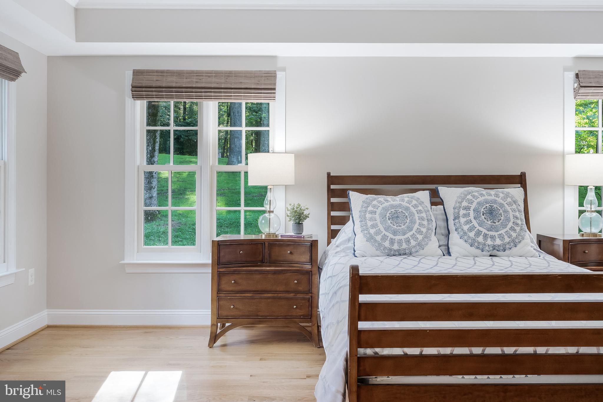 WOODSIDE ESTATES - Residential