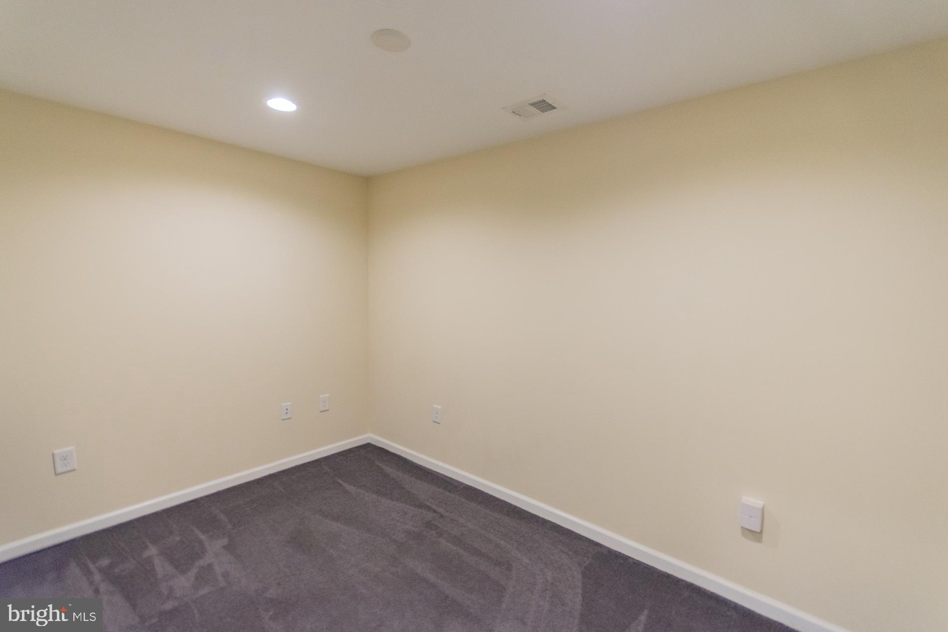 HERITAGE HILLS - Residential