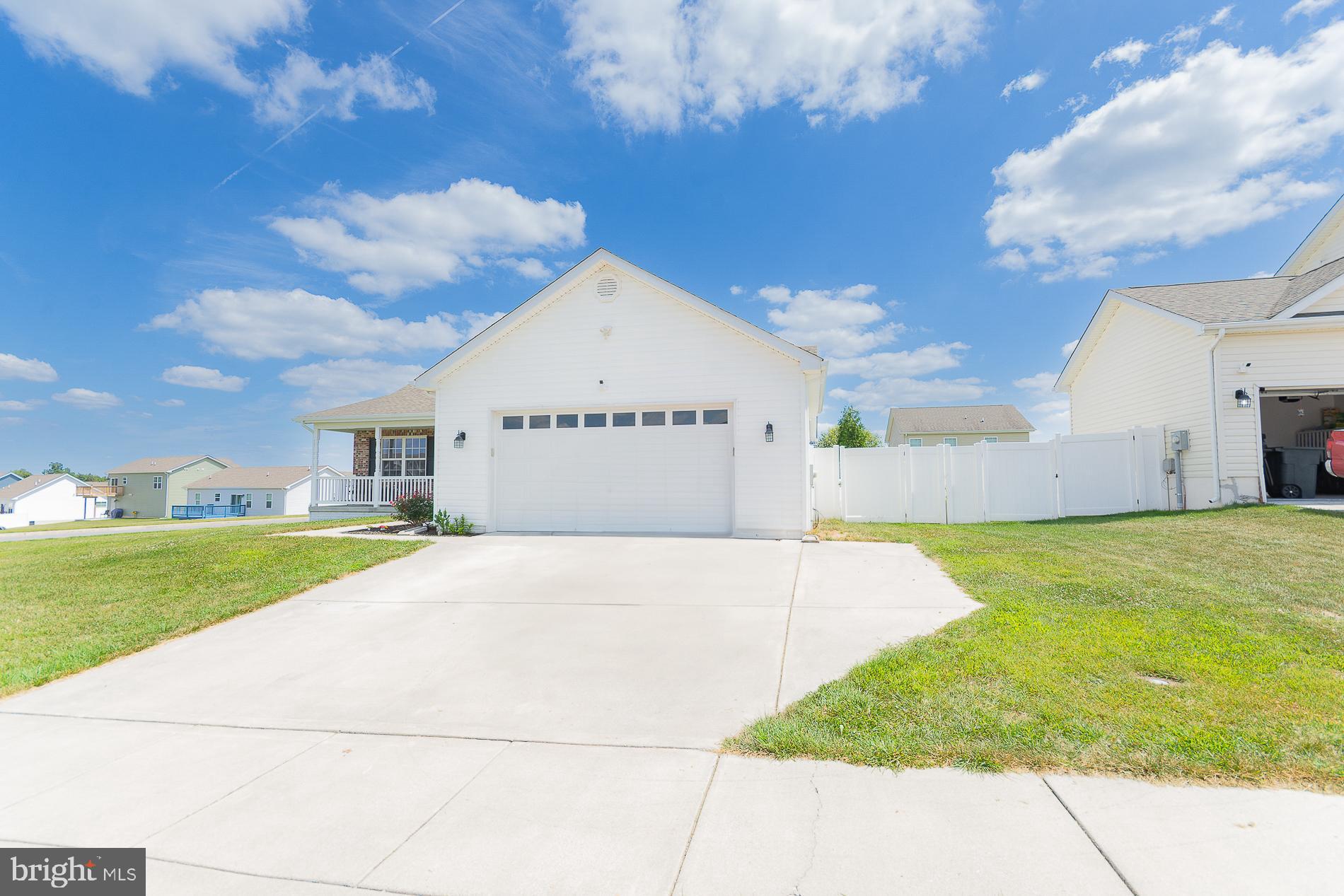 HERITAGE HILLS - Residential