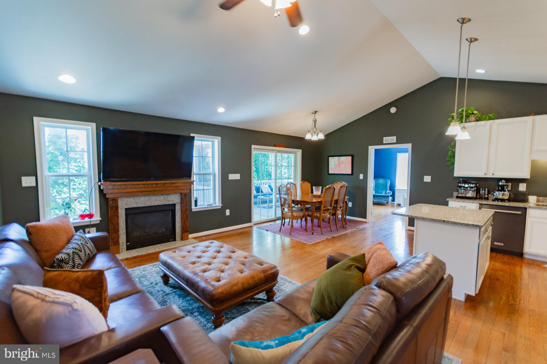 HERITAGE HILLS - Residential