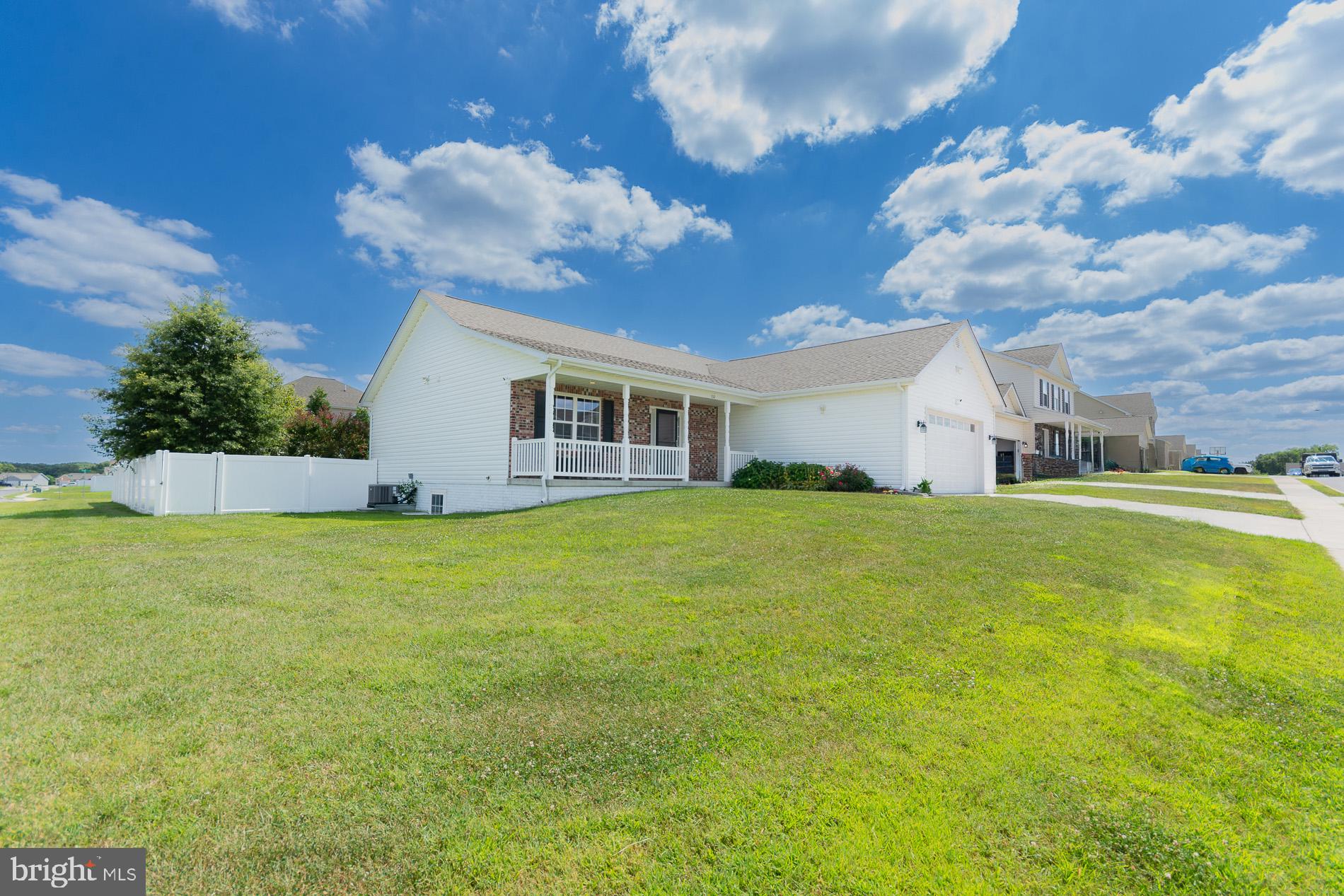 HERITAGE HILLS - Residential