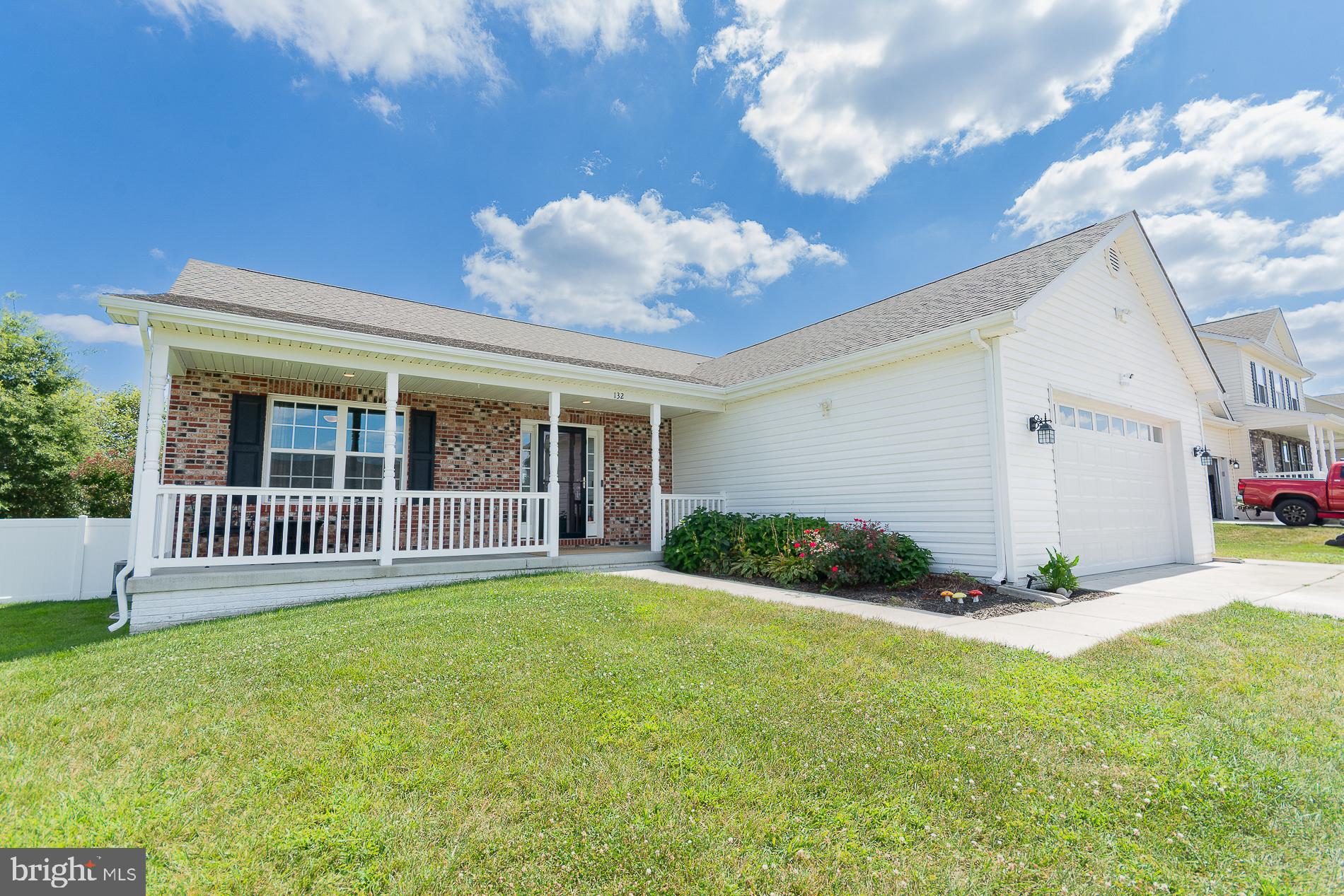 HERITAGE HILLS - Residential