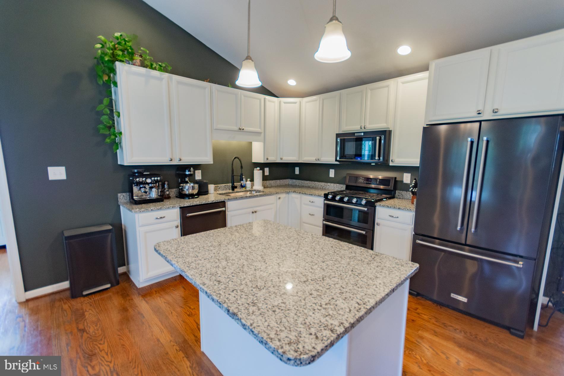 HERITAGE HILLS - Residential