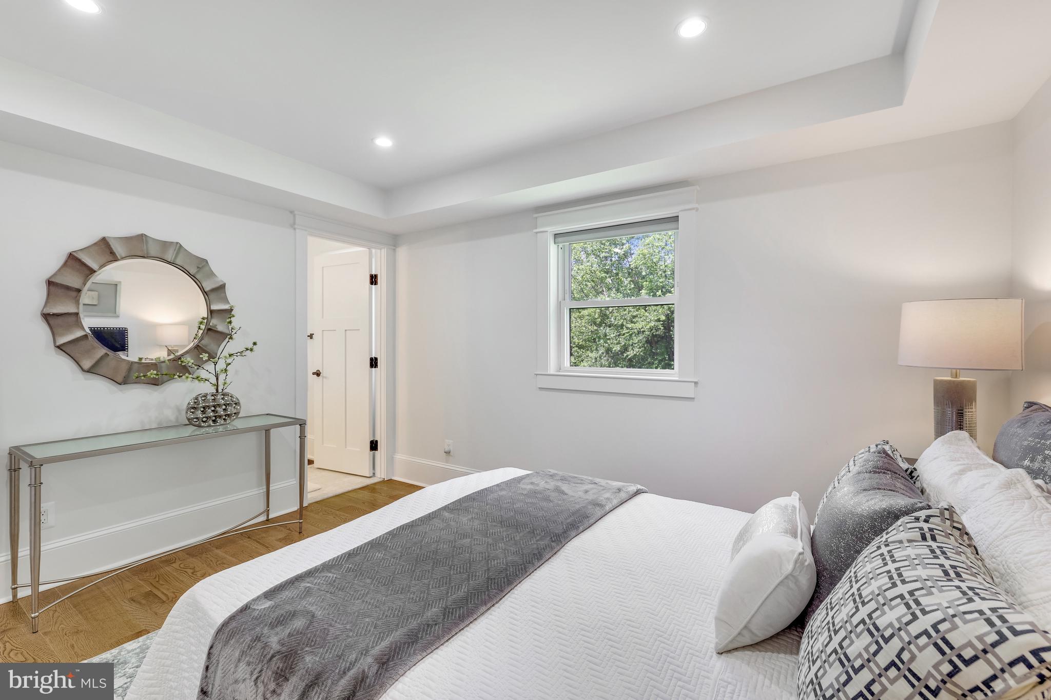 OLIVER ESTATES - Residential