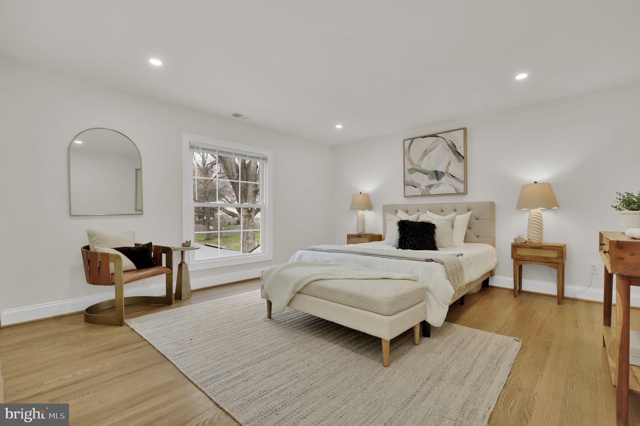 FOX HILLS - Residential