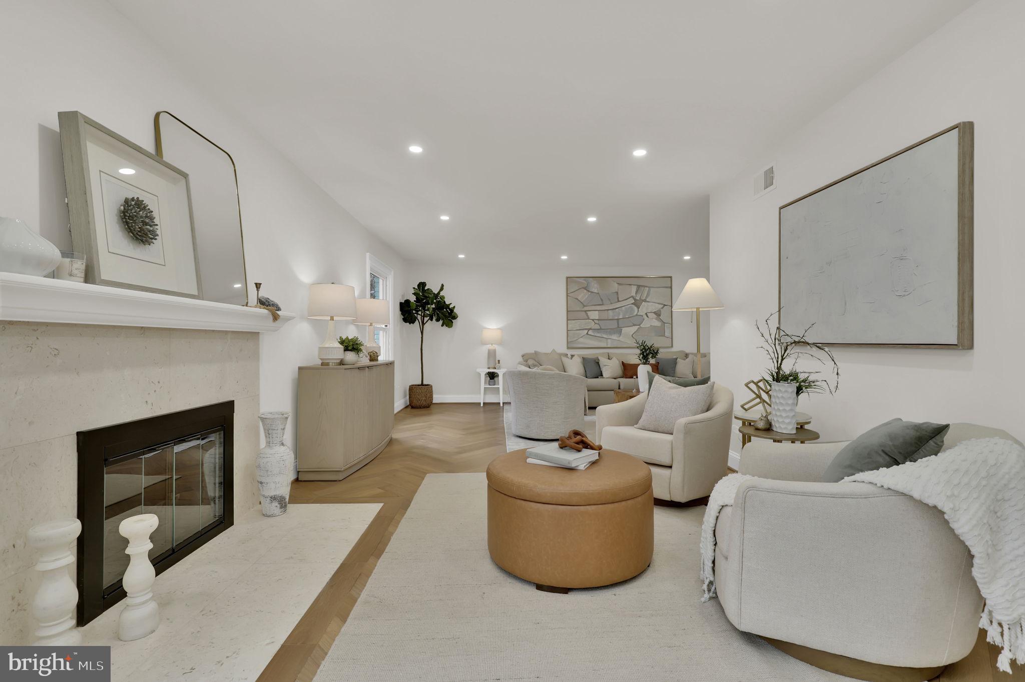 FOX HILLS - Residential