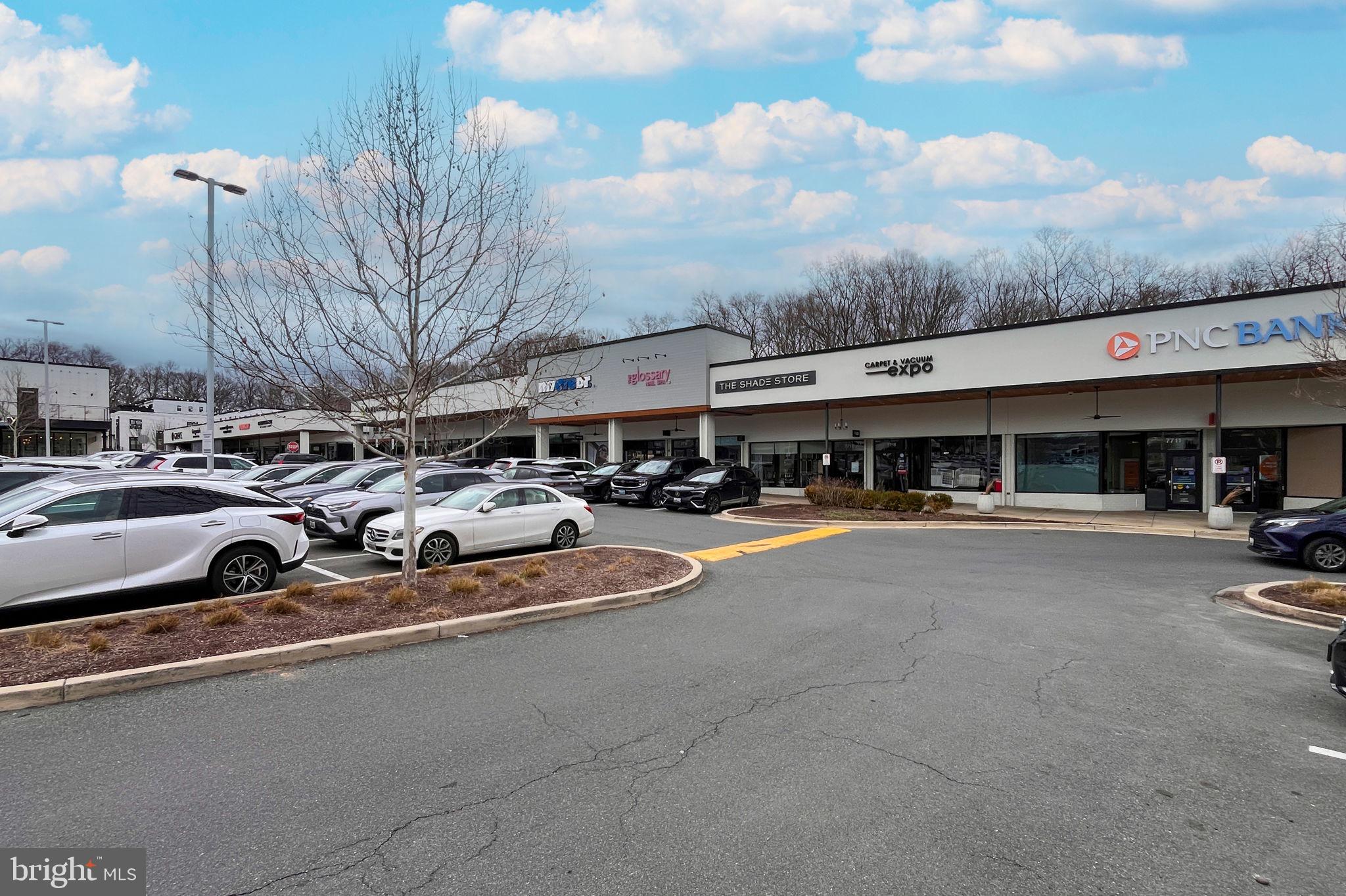 FOX HILLS - Residential