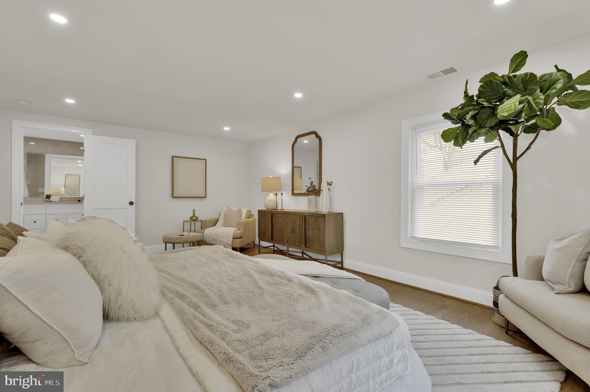 FOX HILLS - Residential