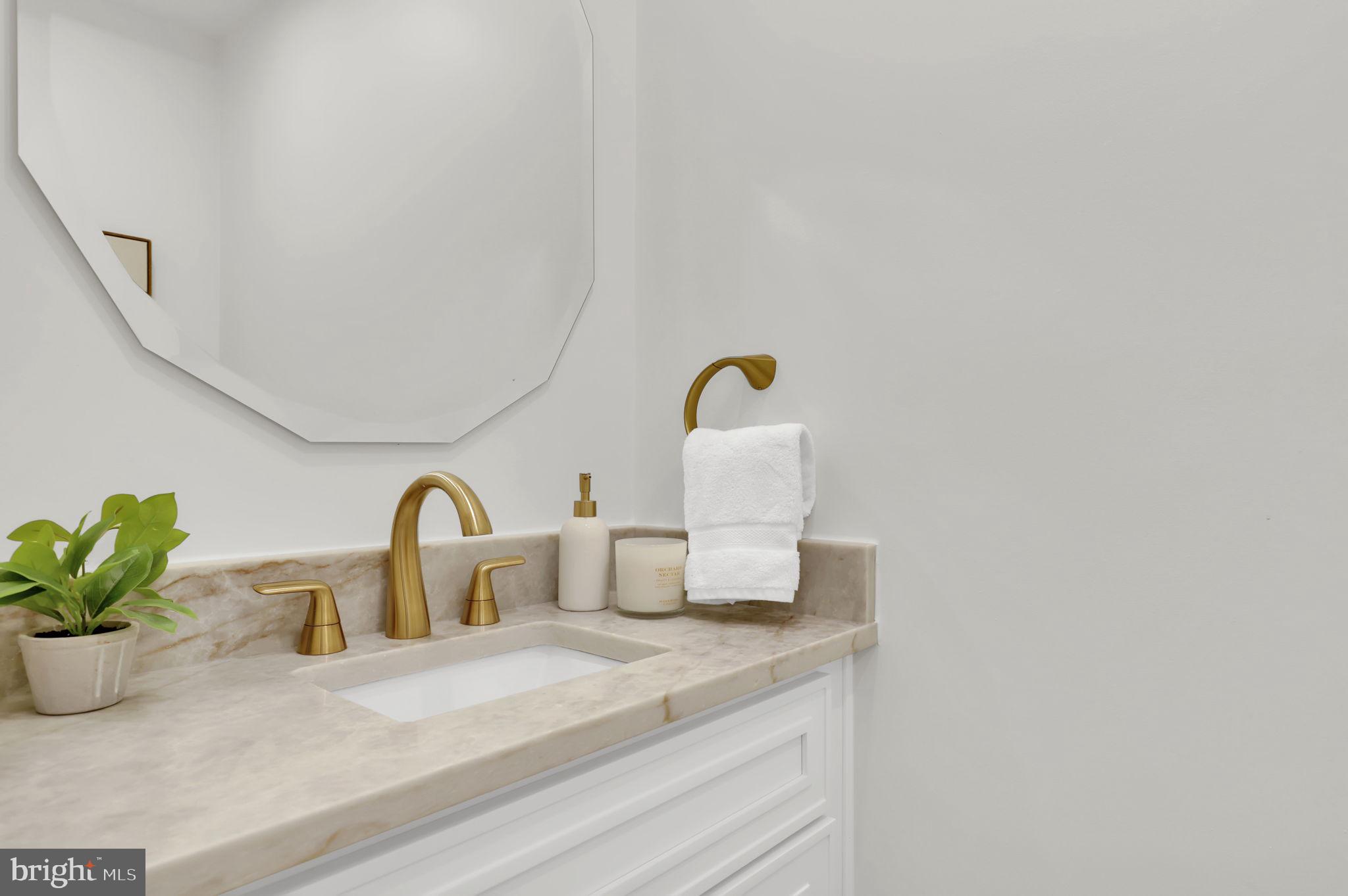 FOX HILLS - Residential